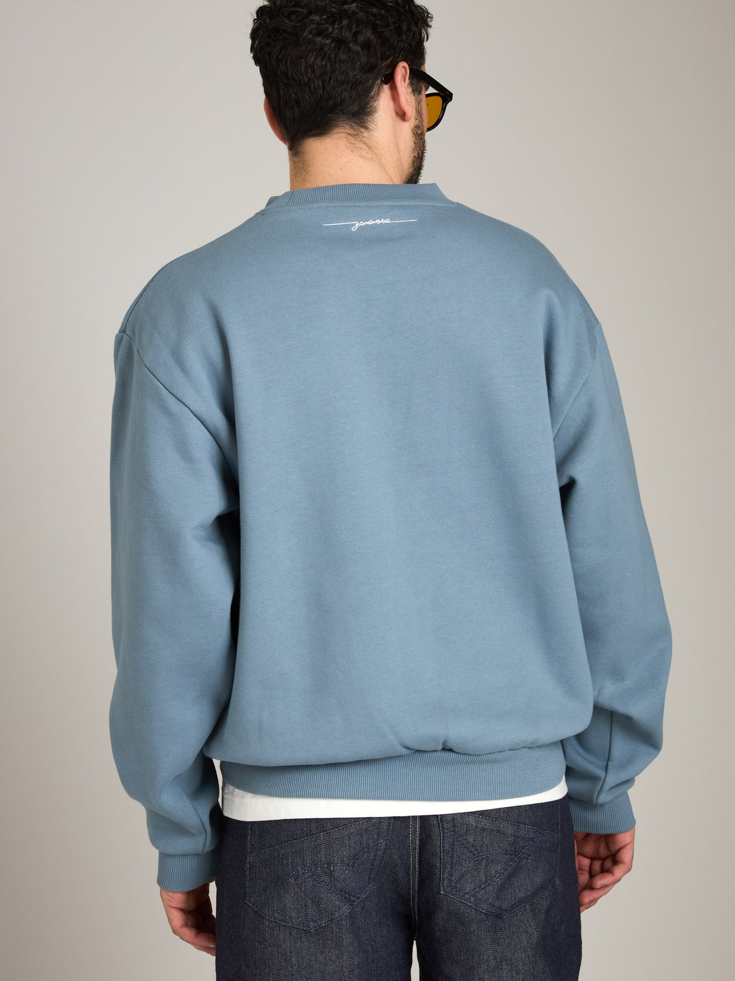 Box Crew Pullover