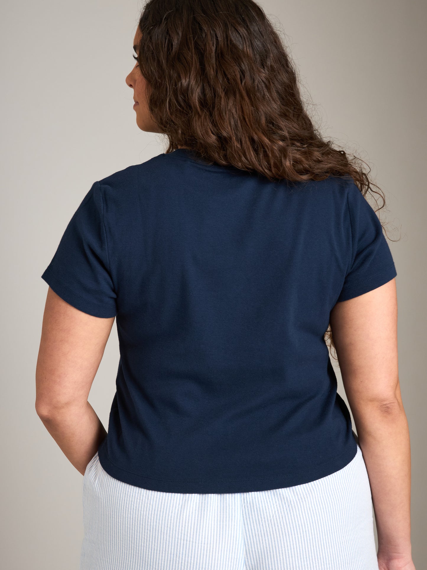 Sport Serif Essential Tee