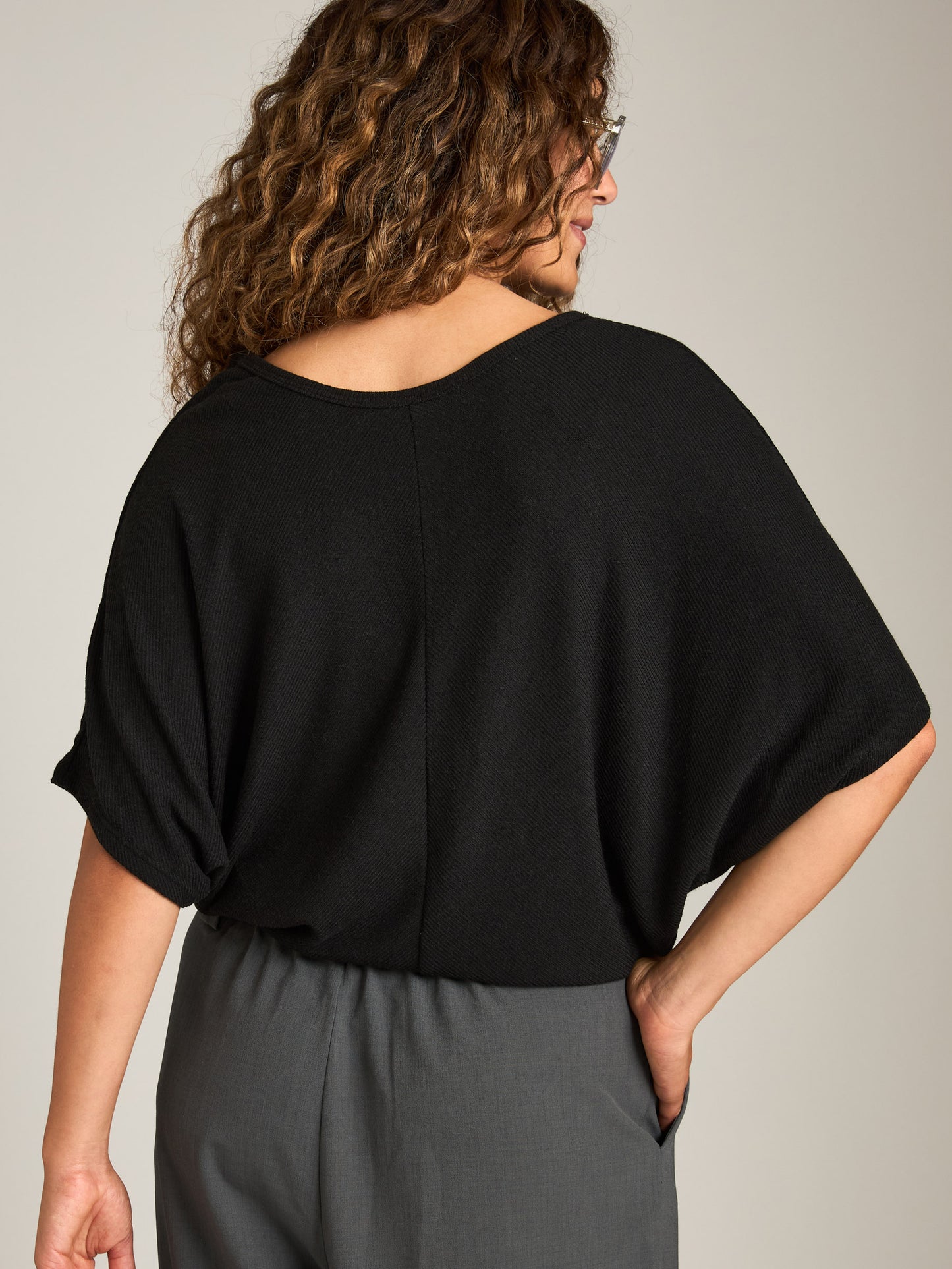 LOVEFINN - Seamed Cocoon Top -