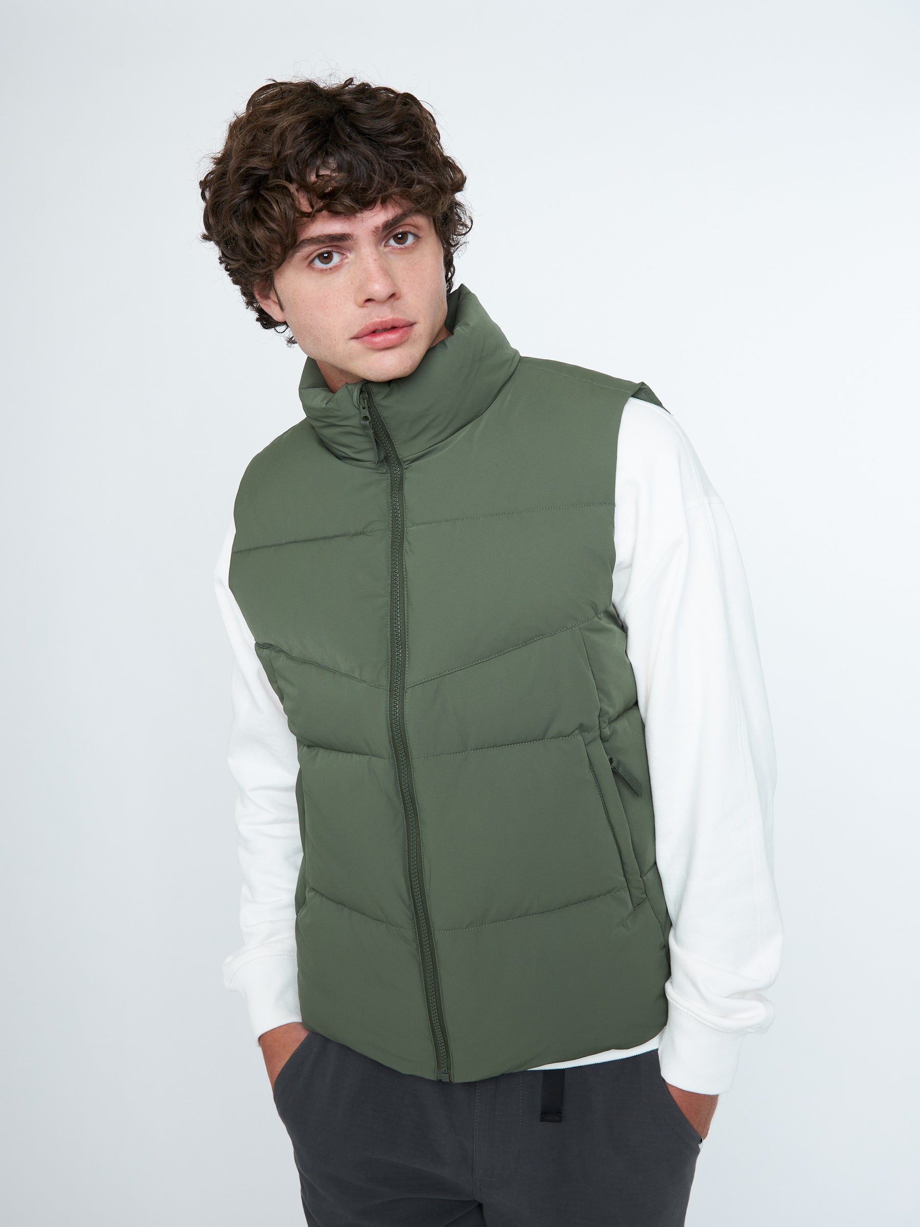 m jackets - ATRIUM - Flex Puff Angled Vest - PLENTY