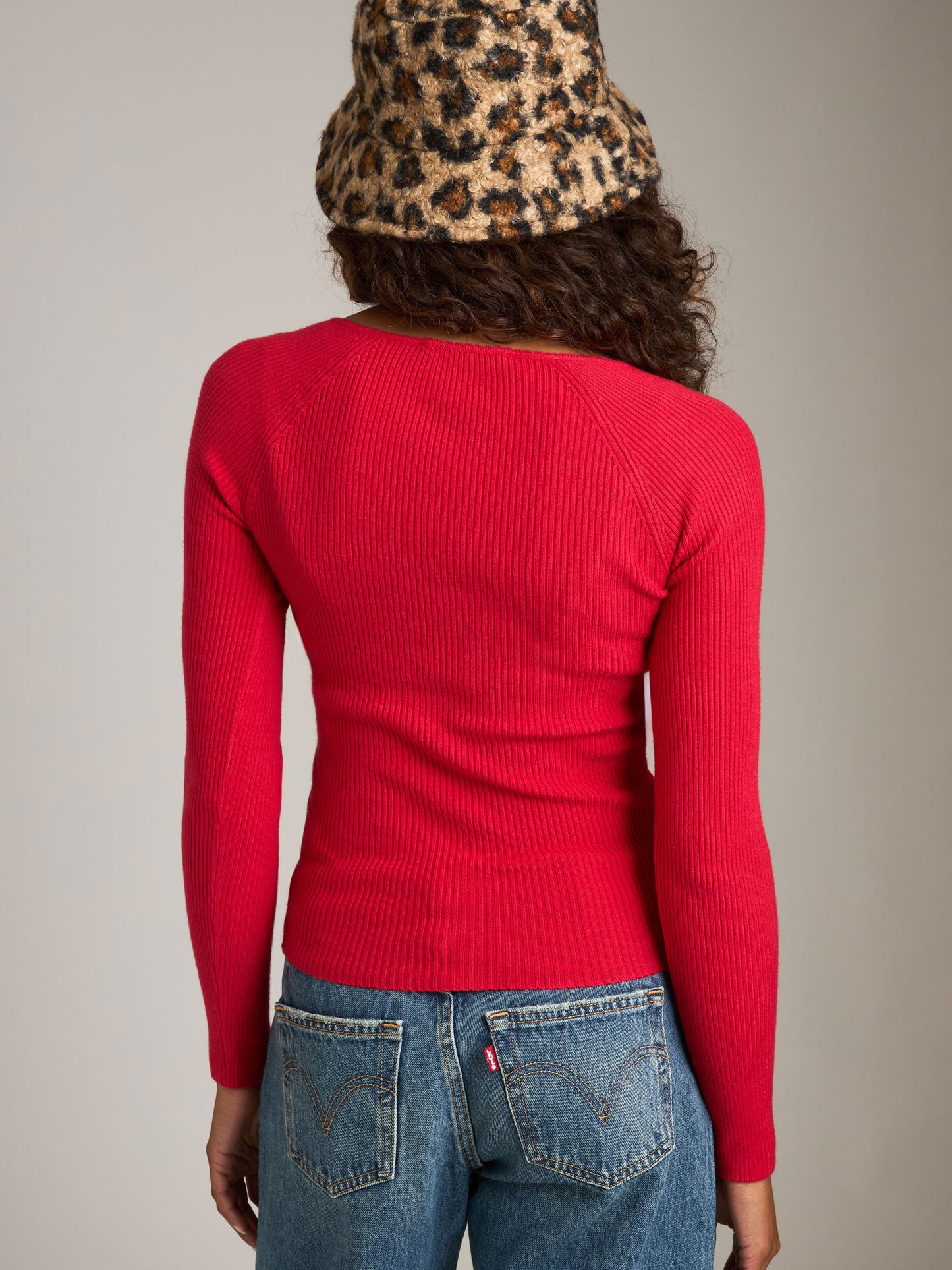 Anya Sweetheart Sweater
