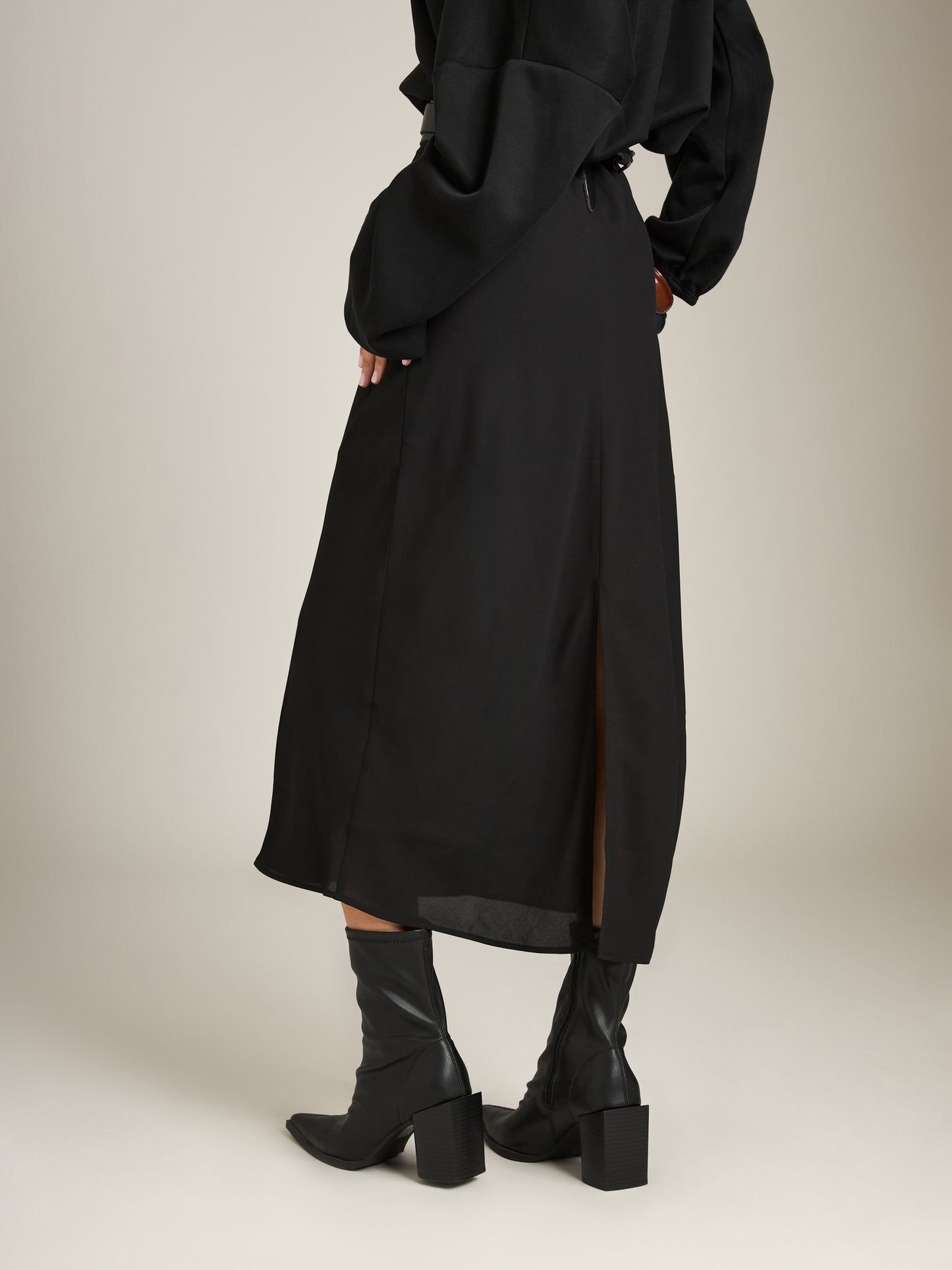 MONK & LOU - Darci Bias Midi Skirt -