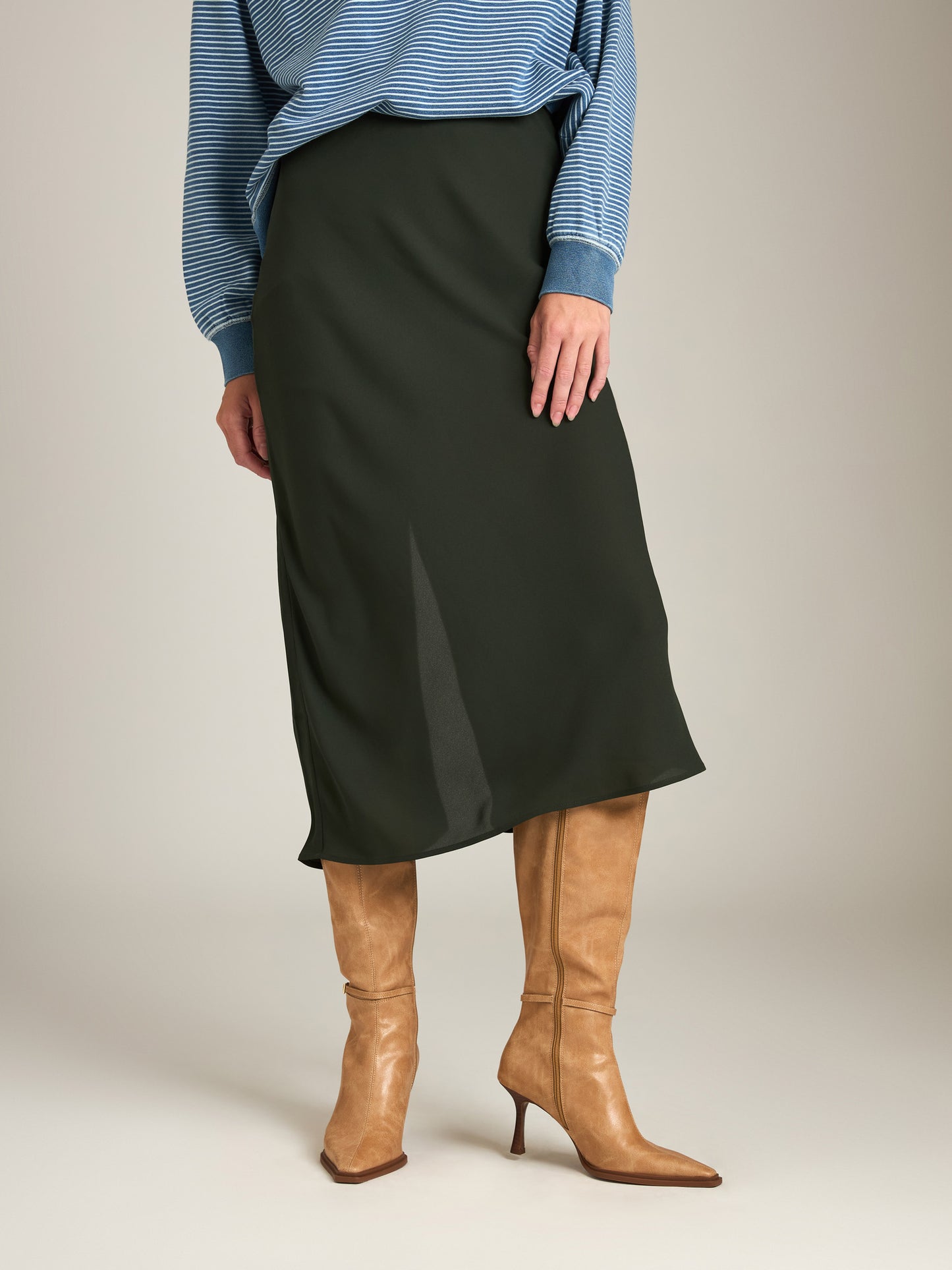MONK & LOU - Darci Bias Midi Skirt -