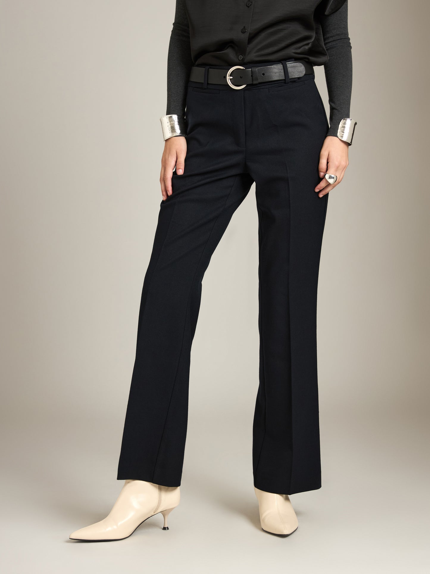MONK & LOU - Joan Midrise Flare Trouser -