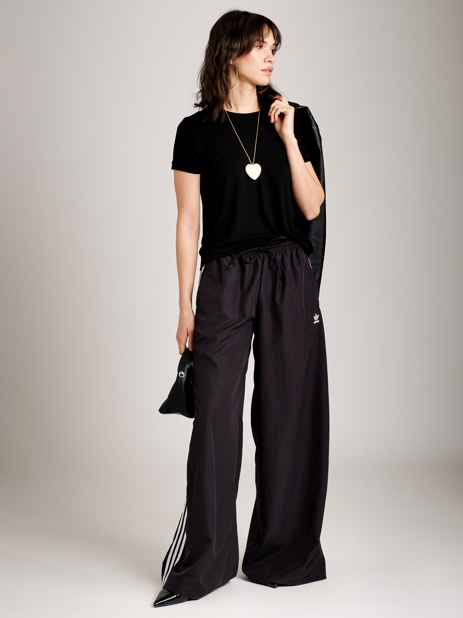 MONK & LOU - Virgo T-Shirt - Black