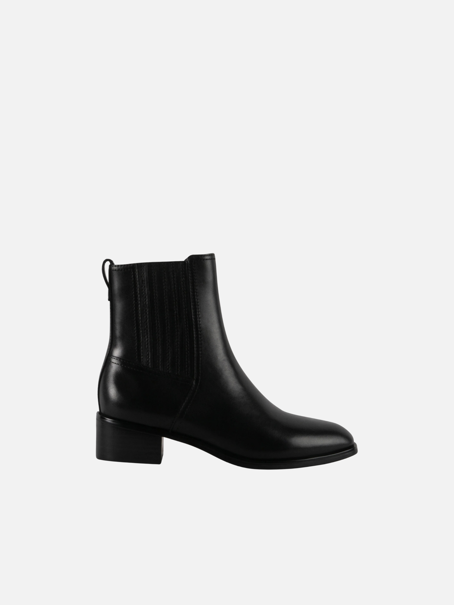 BLONDO - Sesha Waterproof Leather Chelsea Boot -