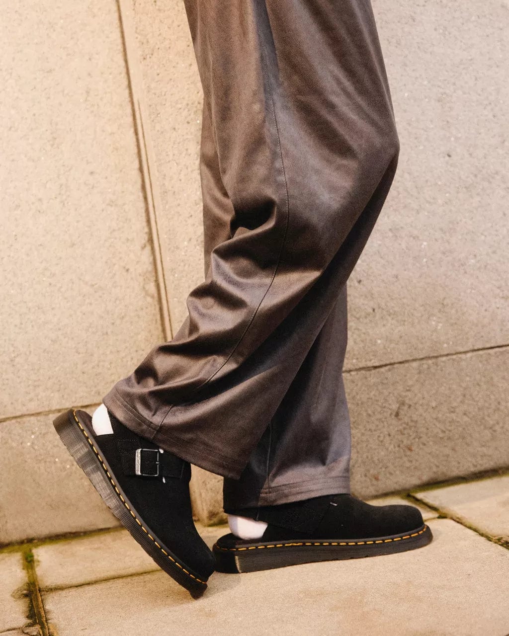 DR.MARTENS - Jorge II Suede -