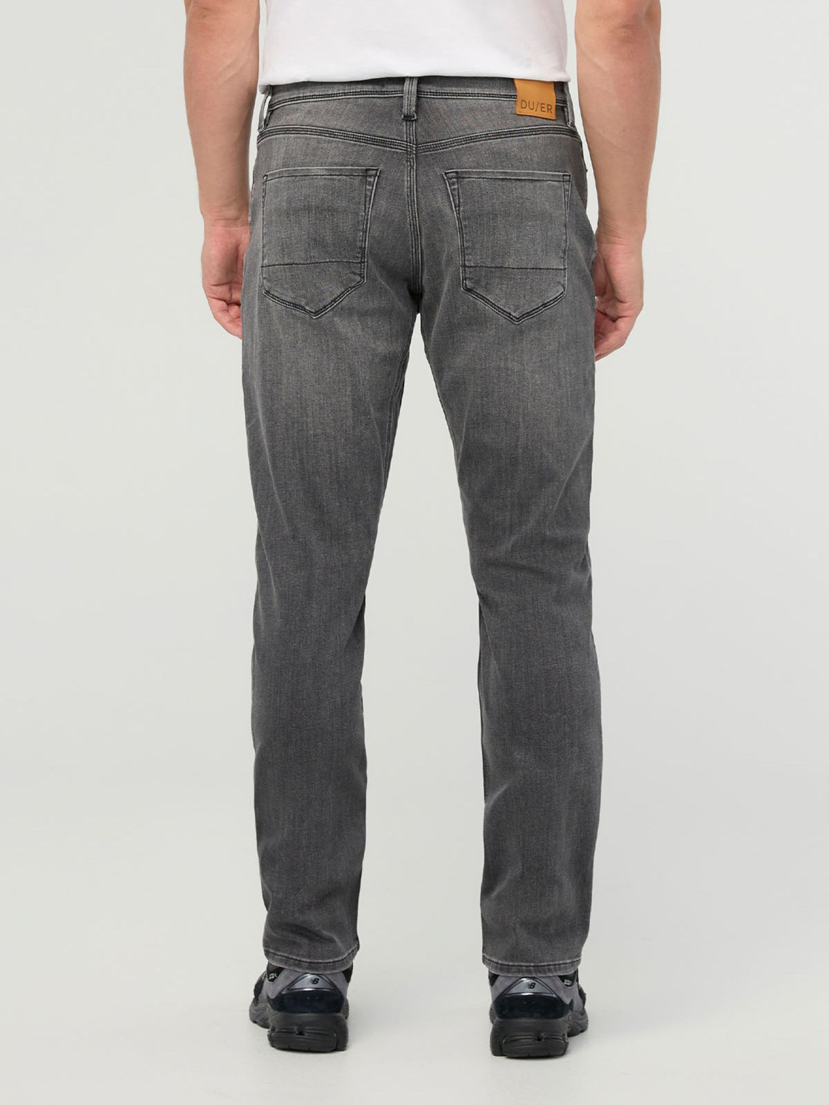 DUER - Performance Denim Athletic Taper Jeans -