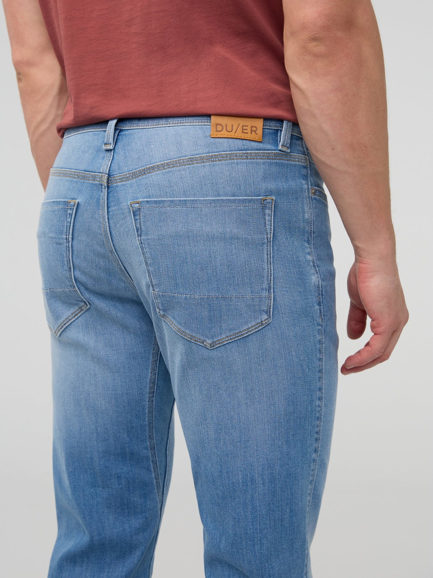 DUER - Performance Denim Slim -