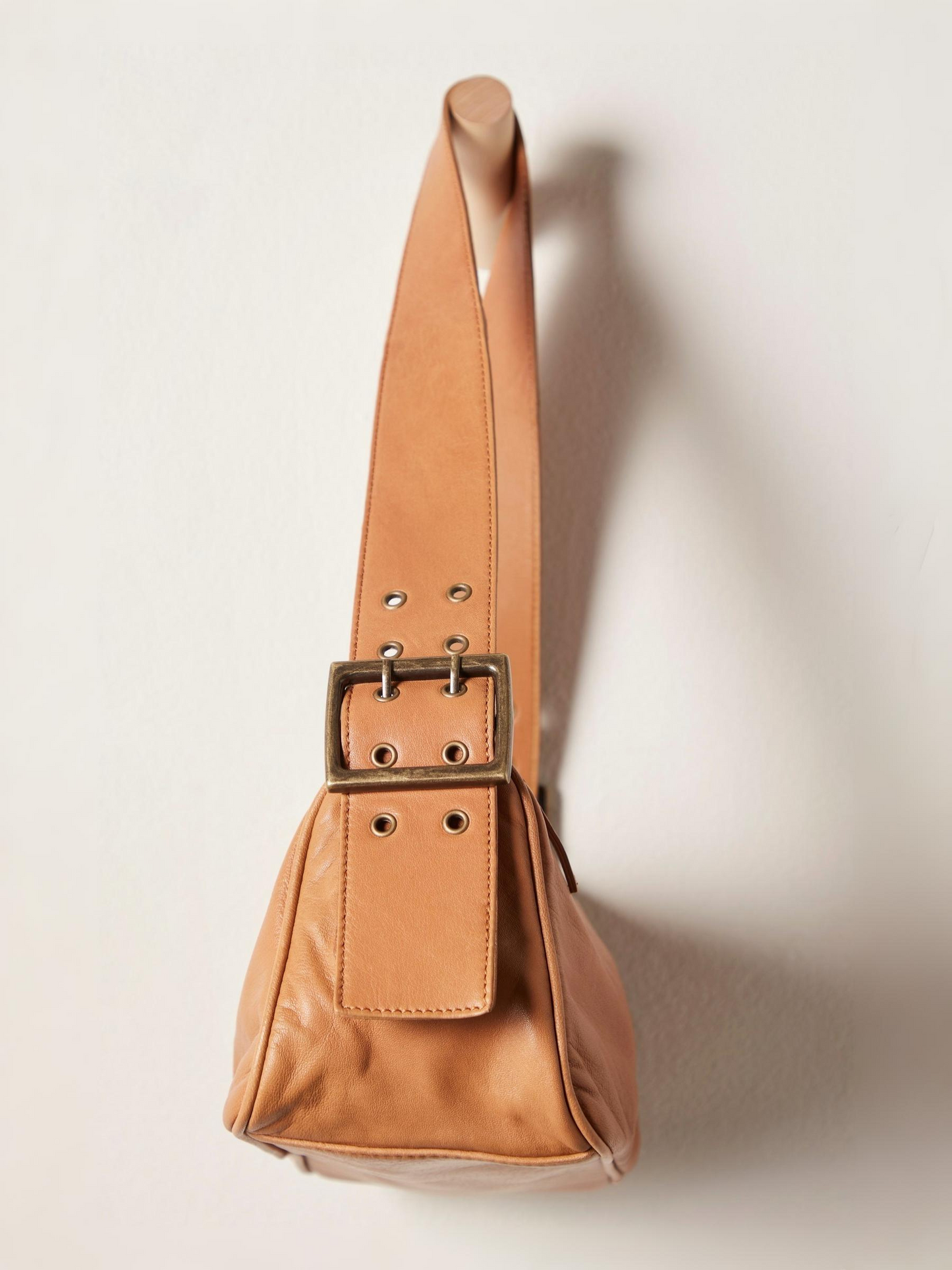 FREE PEOPLE - Arm Candy Bag -