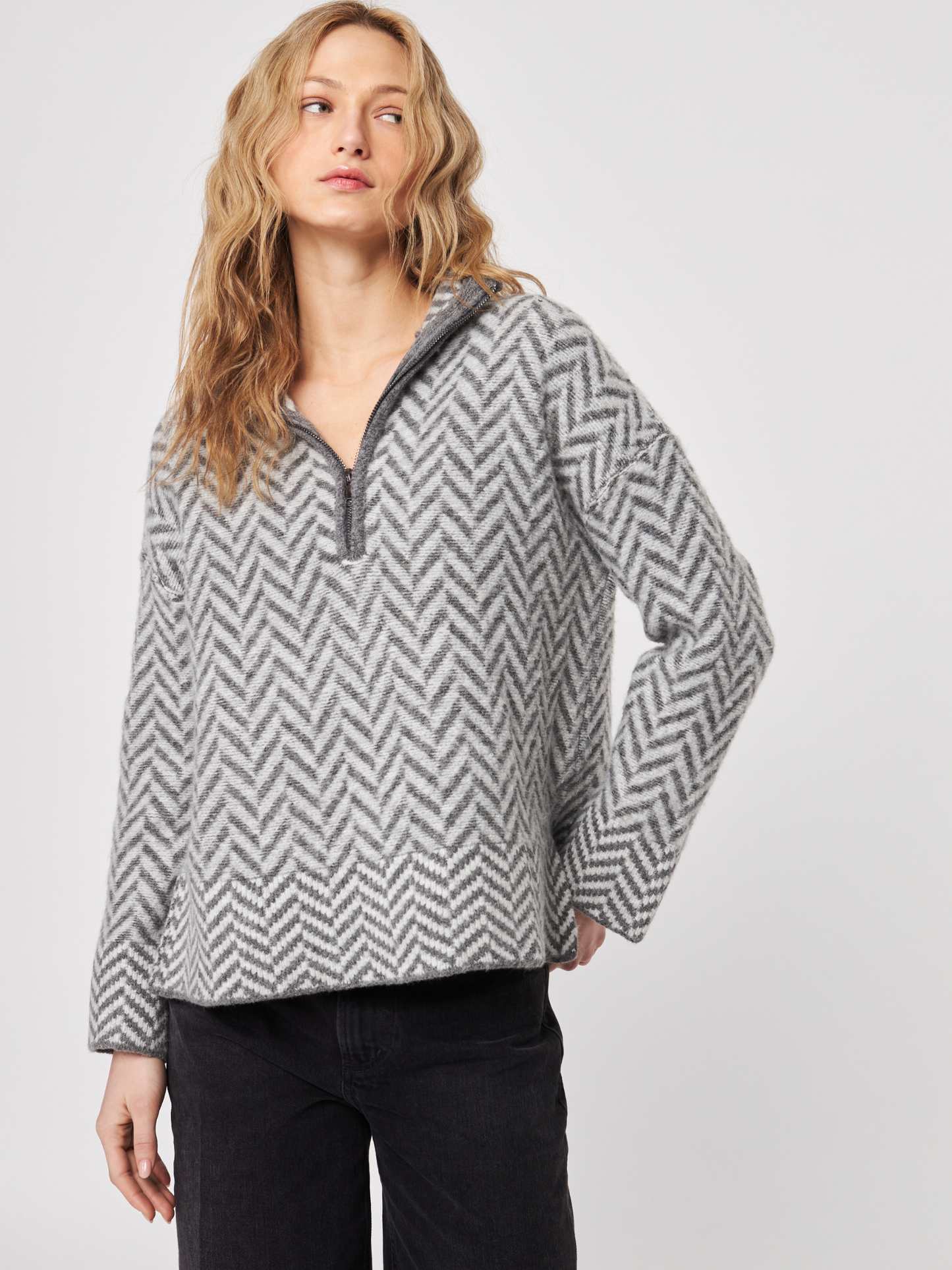 Dominic Herringbone Quarter Zip Pullover