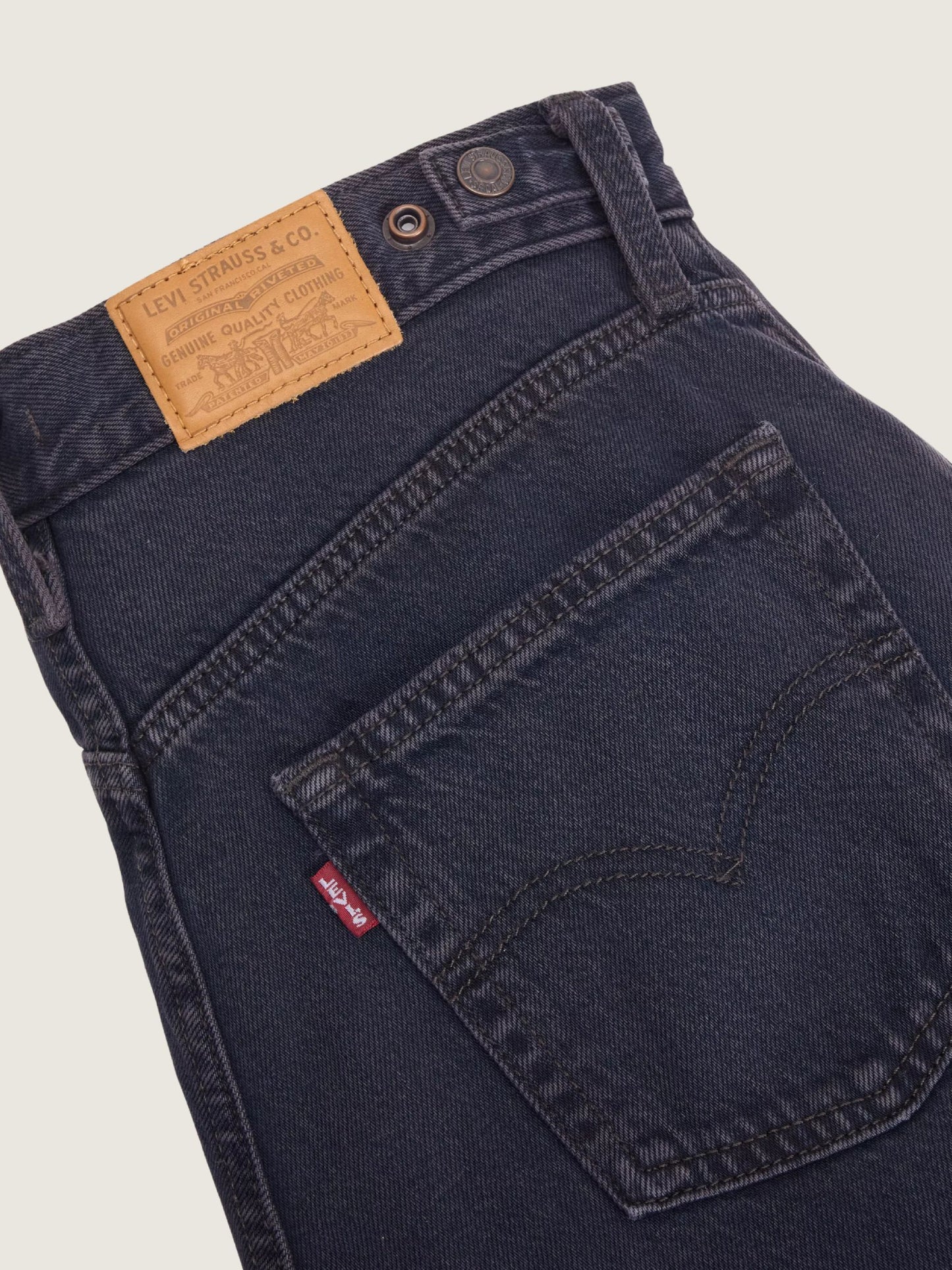 LEVI'S - Cinch Wide Leg Jeans -