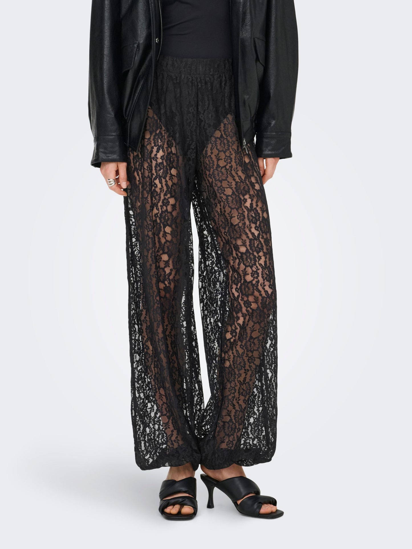 ONLY - Bea Lace Balloon Pants -