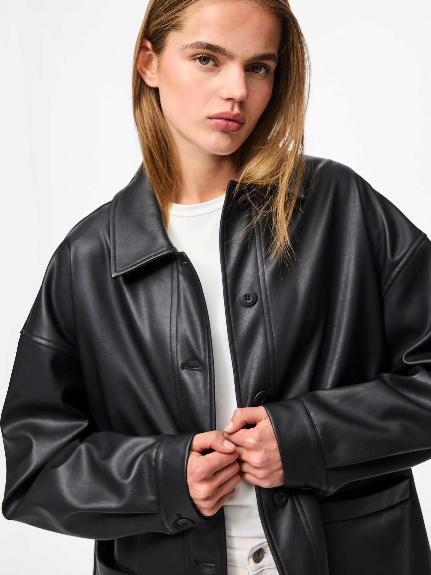 PIECES - Jamilla Vegan Leather Overshirt -