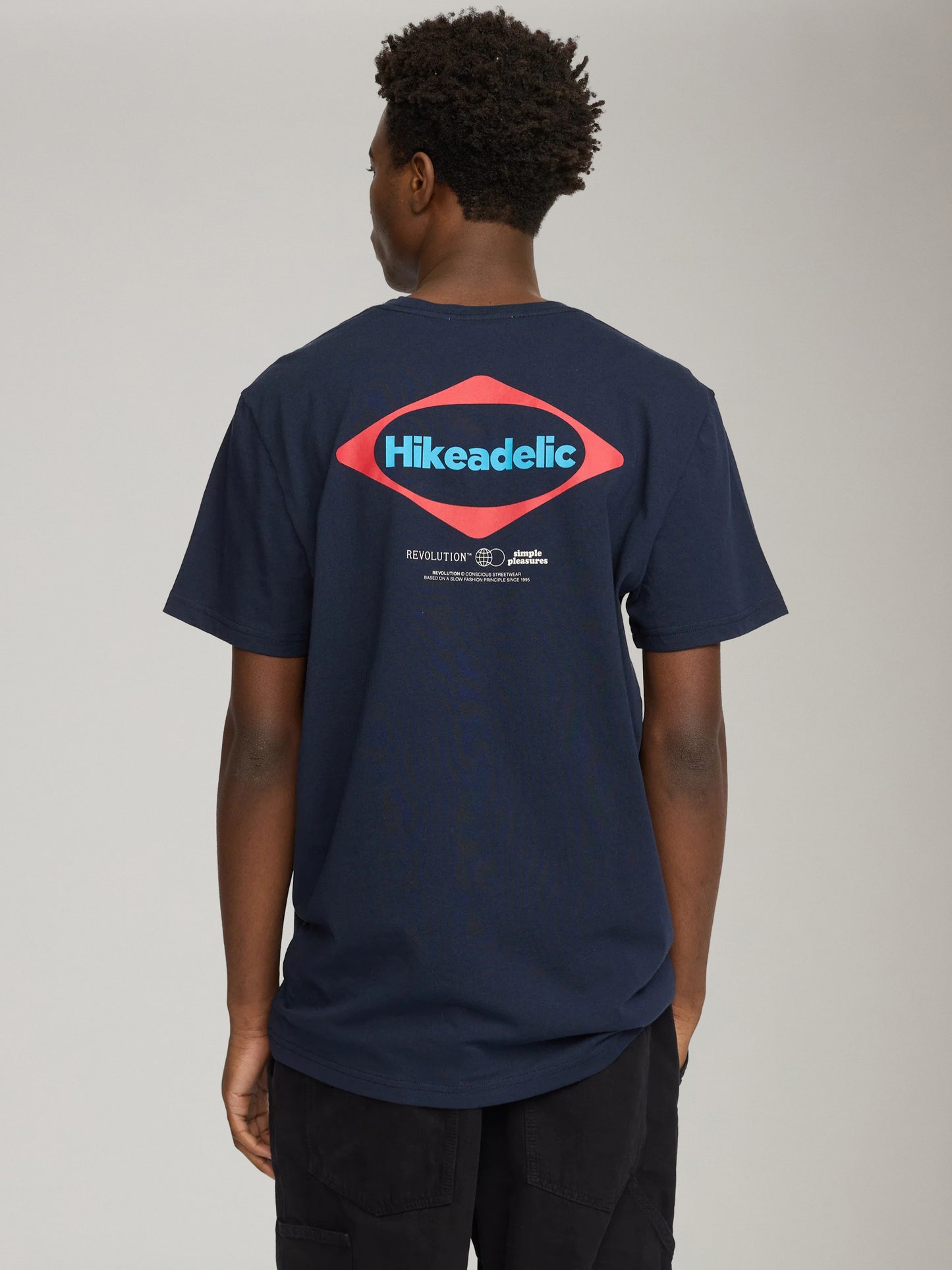 REVOLUTION - Hike T-Shirt -