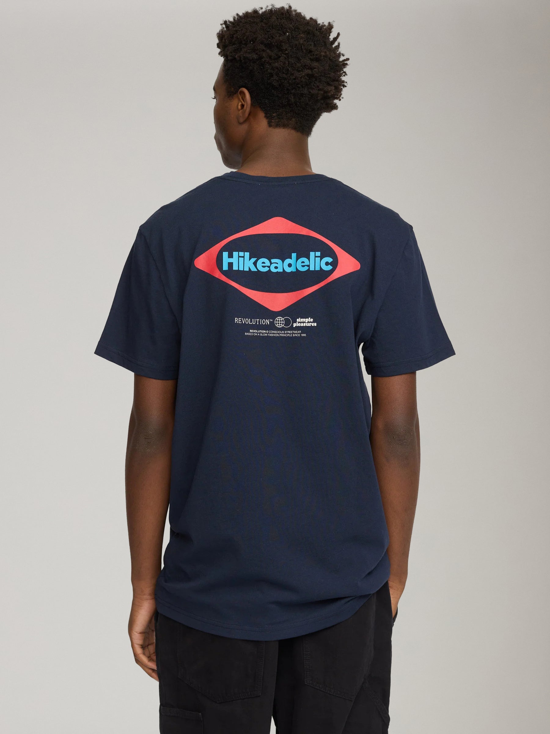 REVOLUTION - Hike T-Shirt -