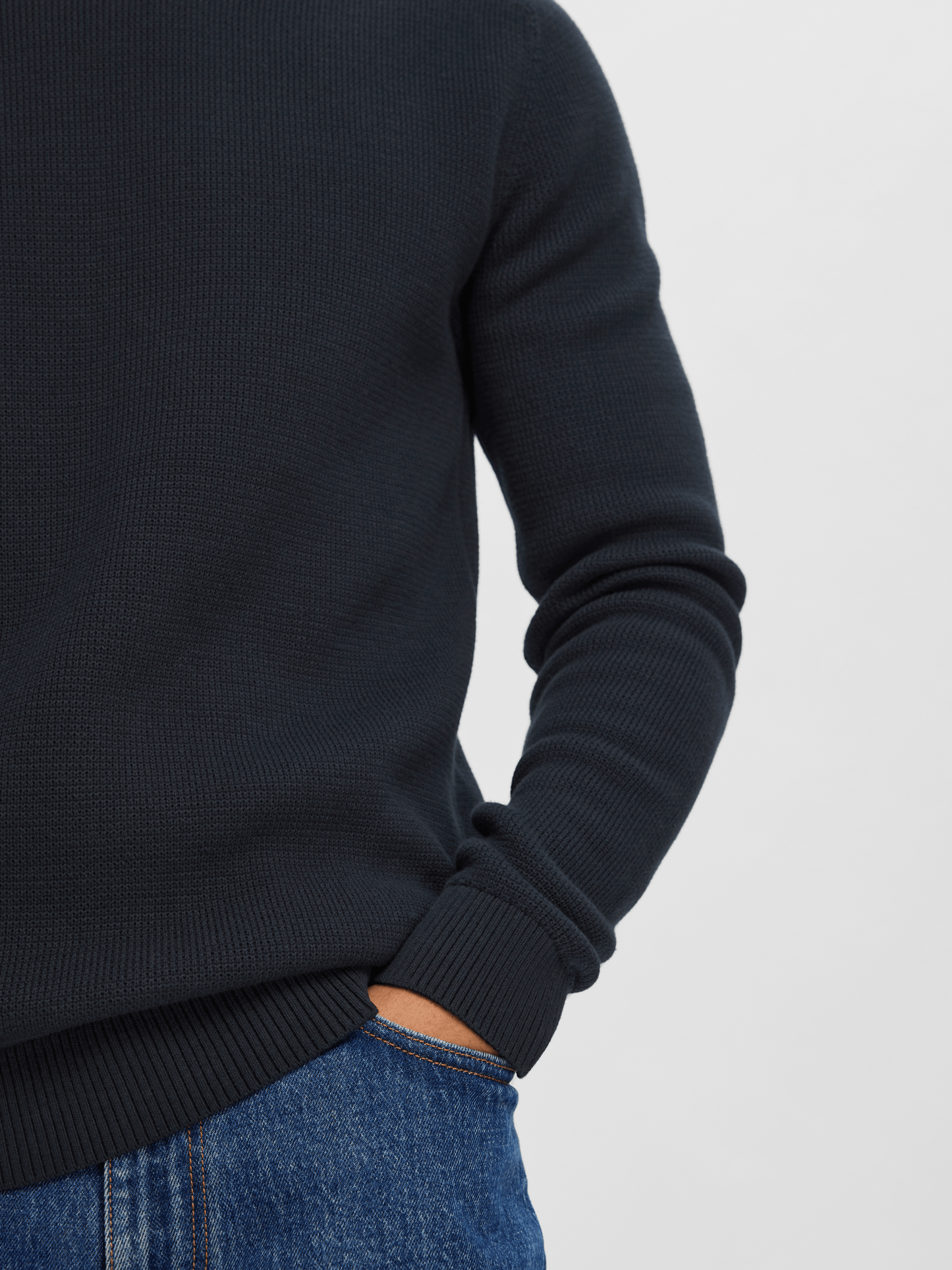 SELECTED - Dane Crew Neck Knit Sweater -