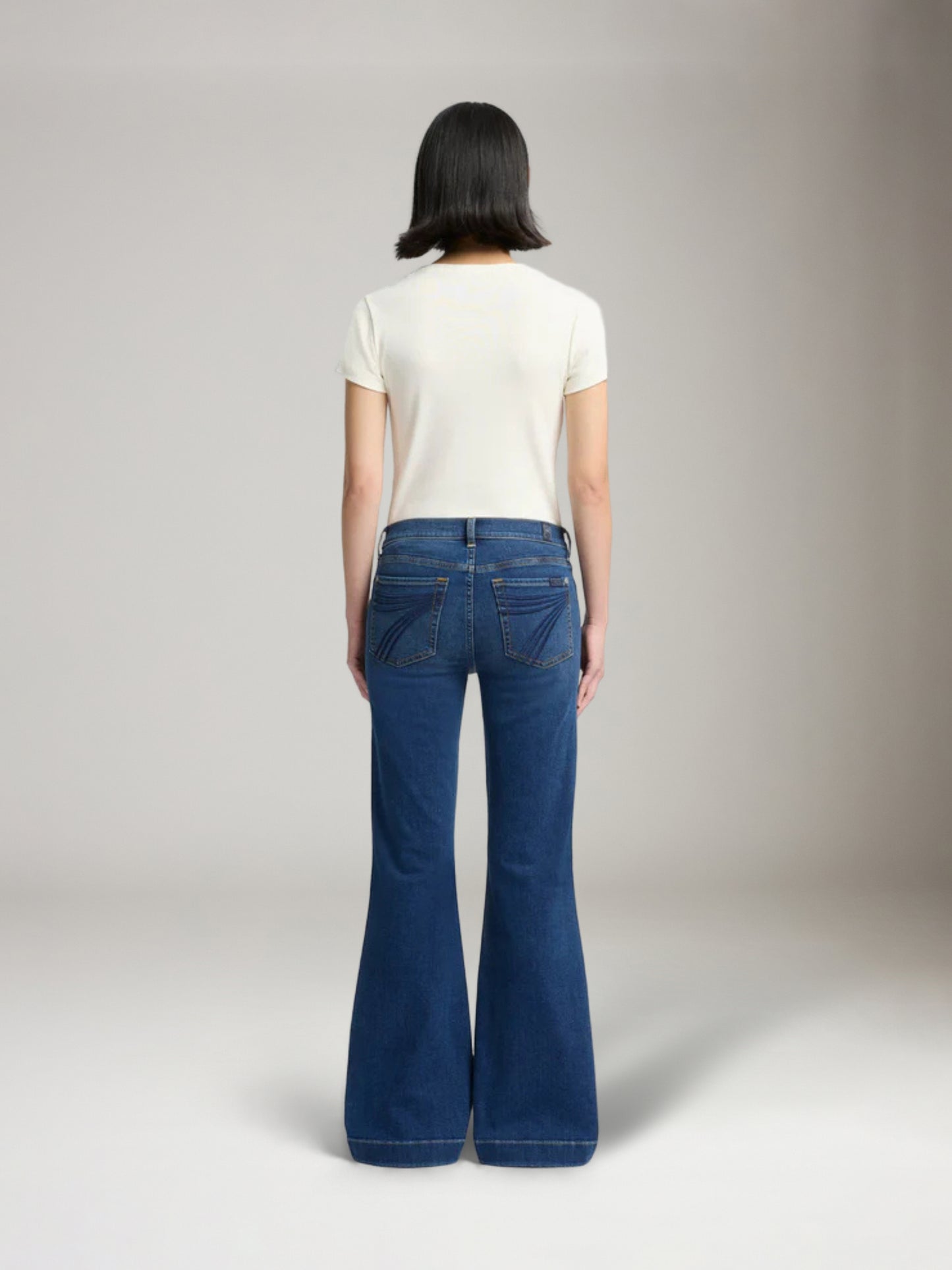 SEVEN FOR ALL MANKIND - Dojo Tailorless Jeans -