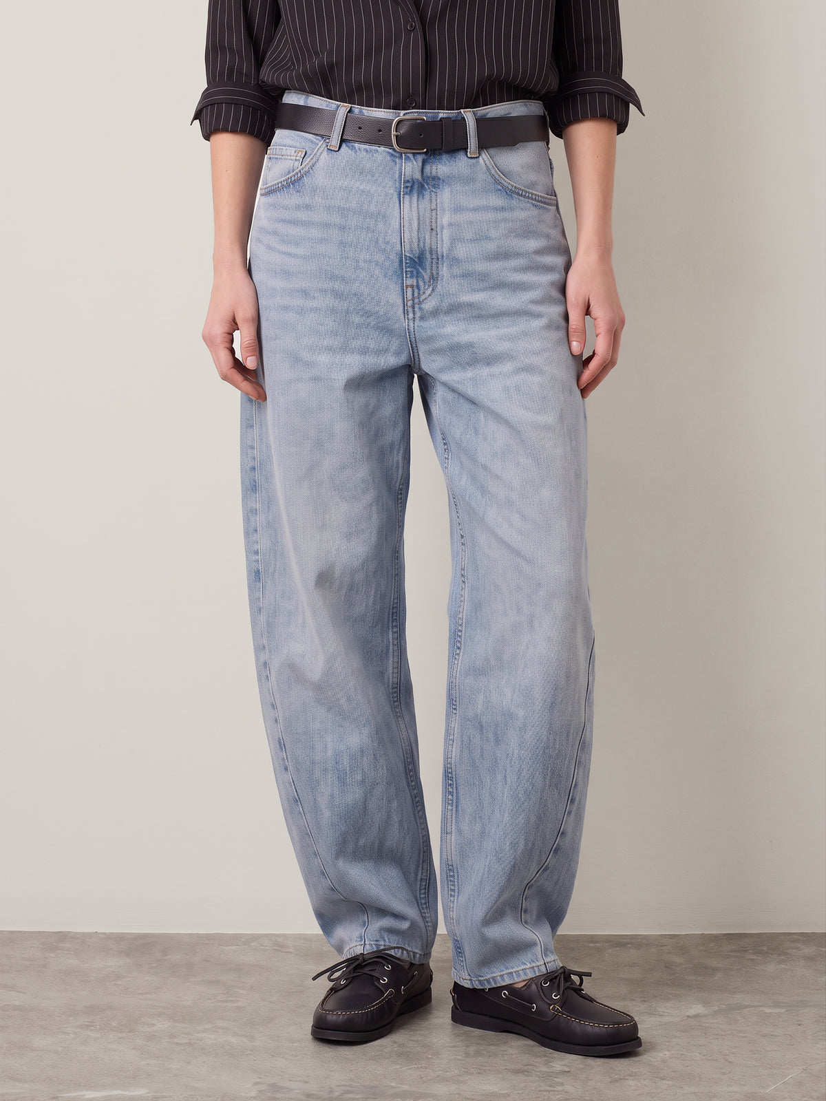 Anna Barrel Jeans