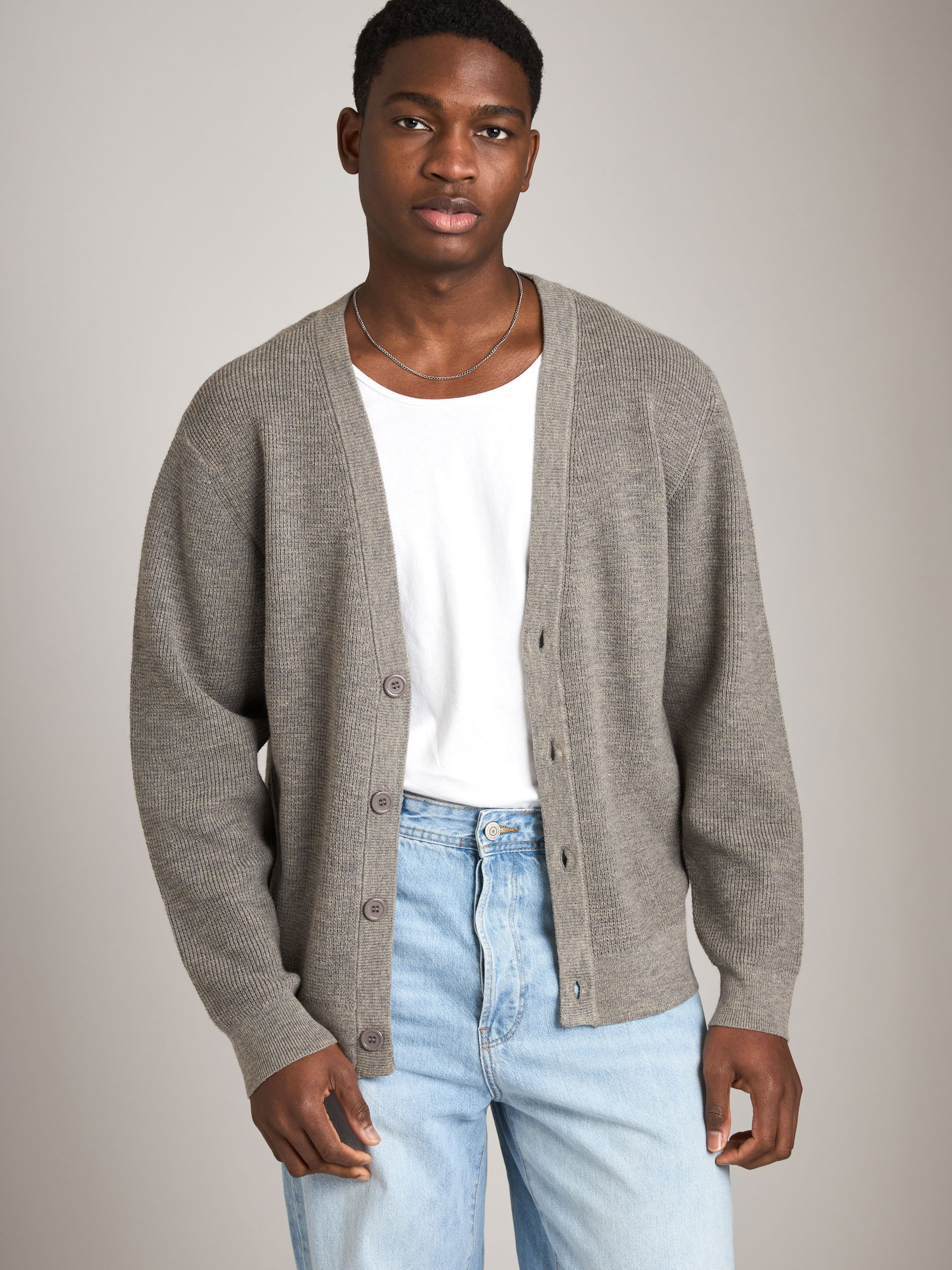 ATRIUM - Waffle Classic Cardigan Sweater - 