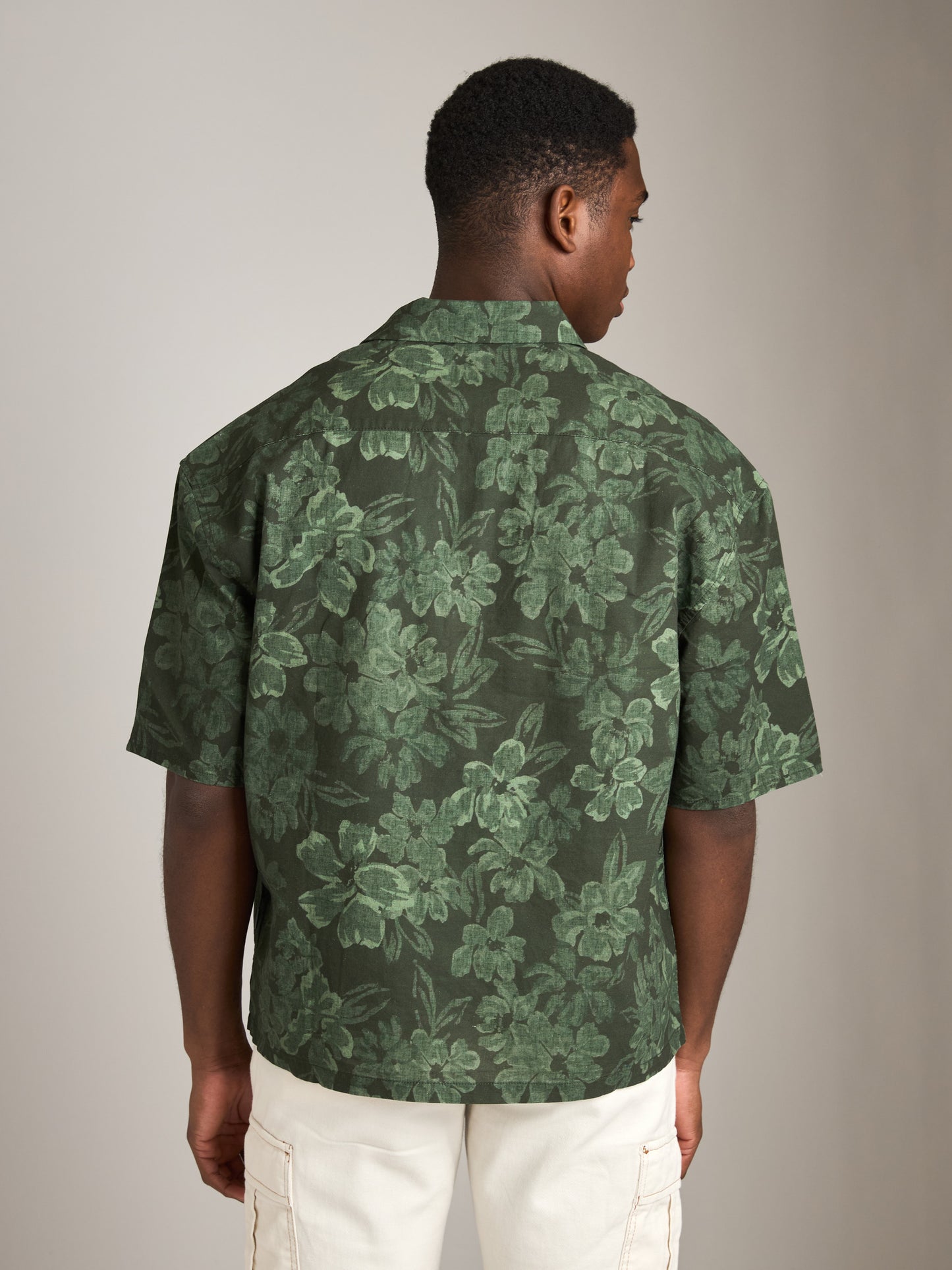 RHYTHM - Traverse Shortsleeve Shirt - 