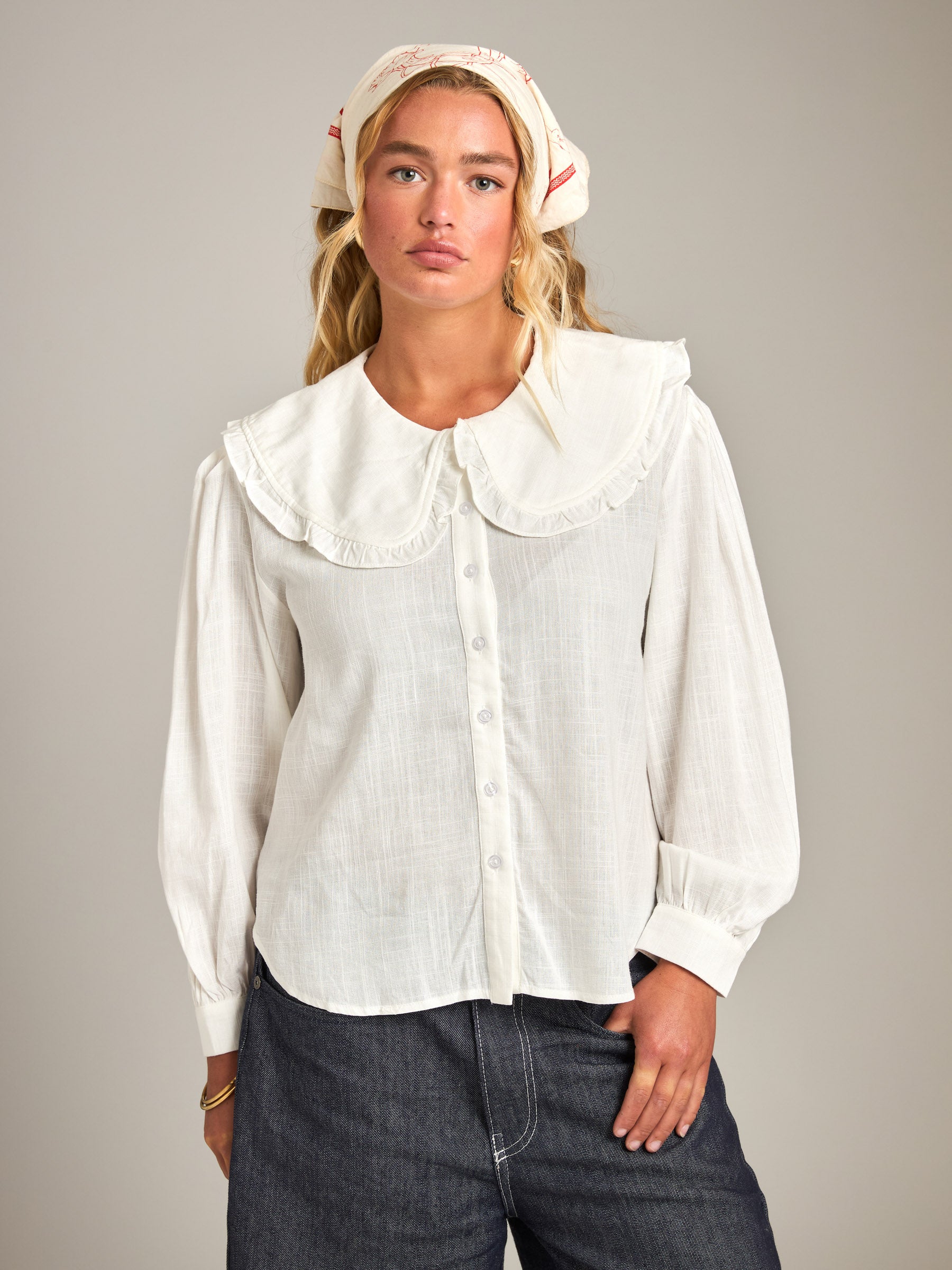 LOVEFINN - Peter Pan Collar Blouse - 