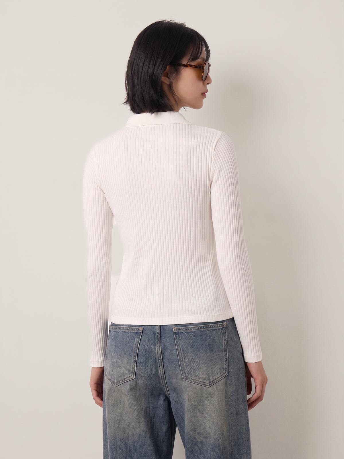 Daisy V-Neck Top