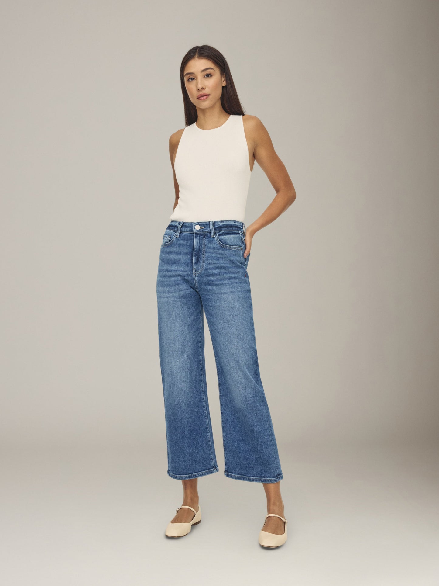 WARP & WEFT - ICN Crop Wide Leg Jeans - 