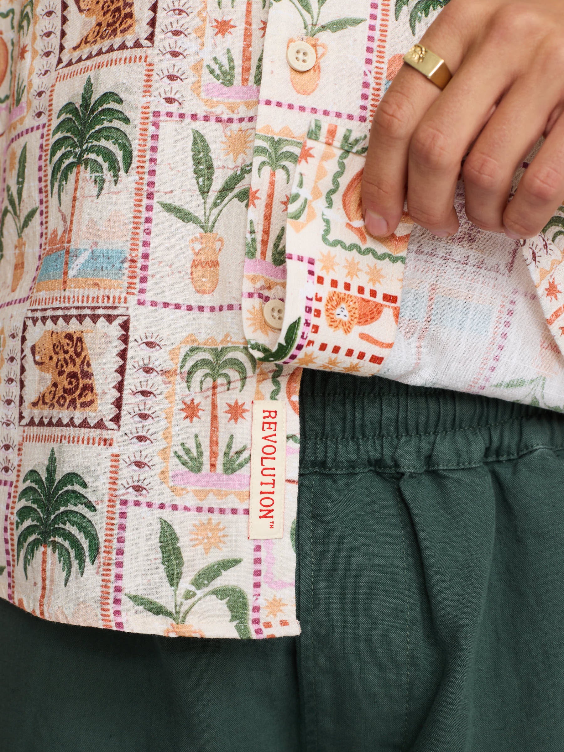 REVOLUTION - Tropical Stamp Cuban Shirt - 