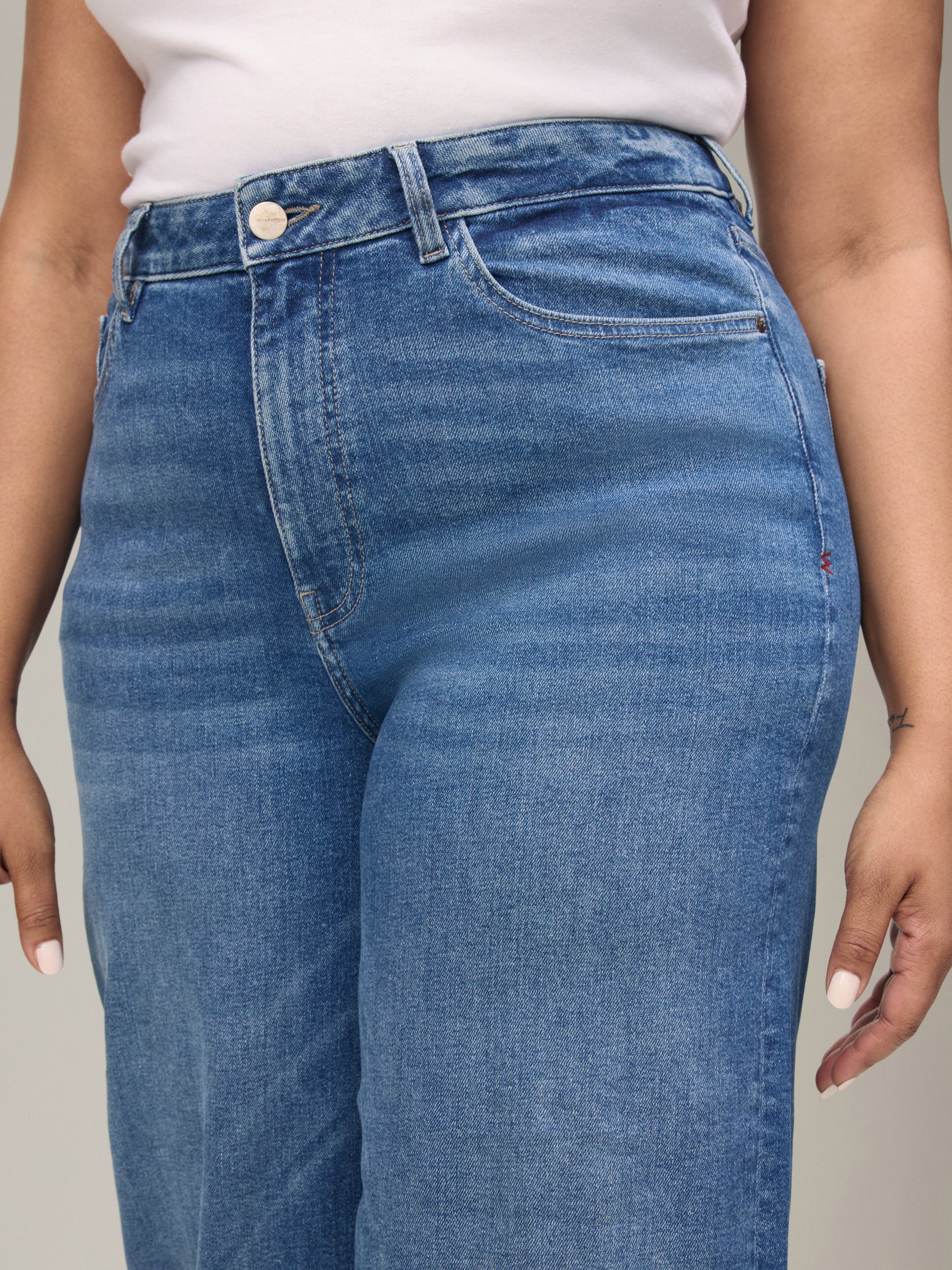 WARP & WEFT - ICN Crop Wide Leg Jeans - 