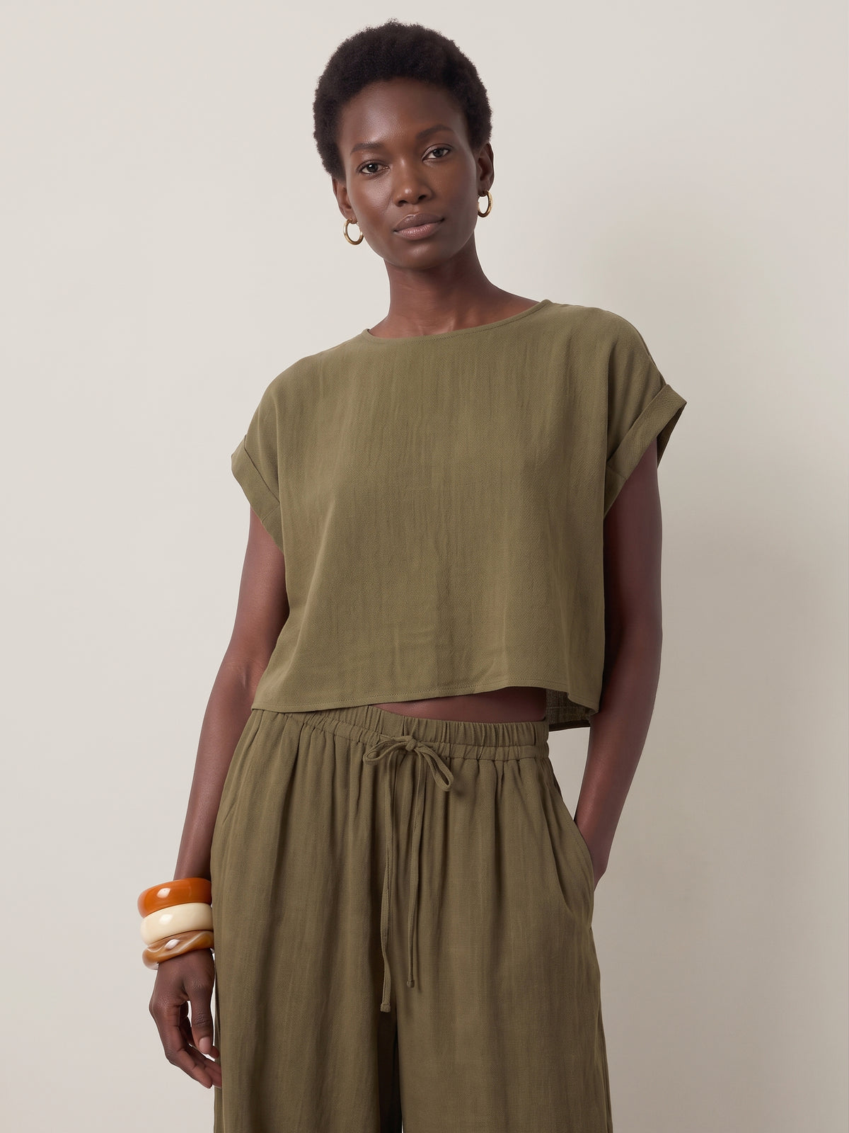 Sugarloaf Cuffed Top
