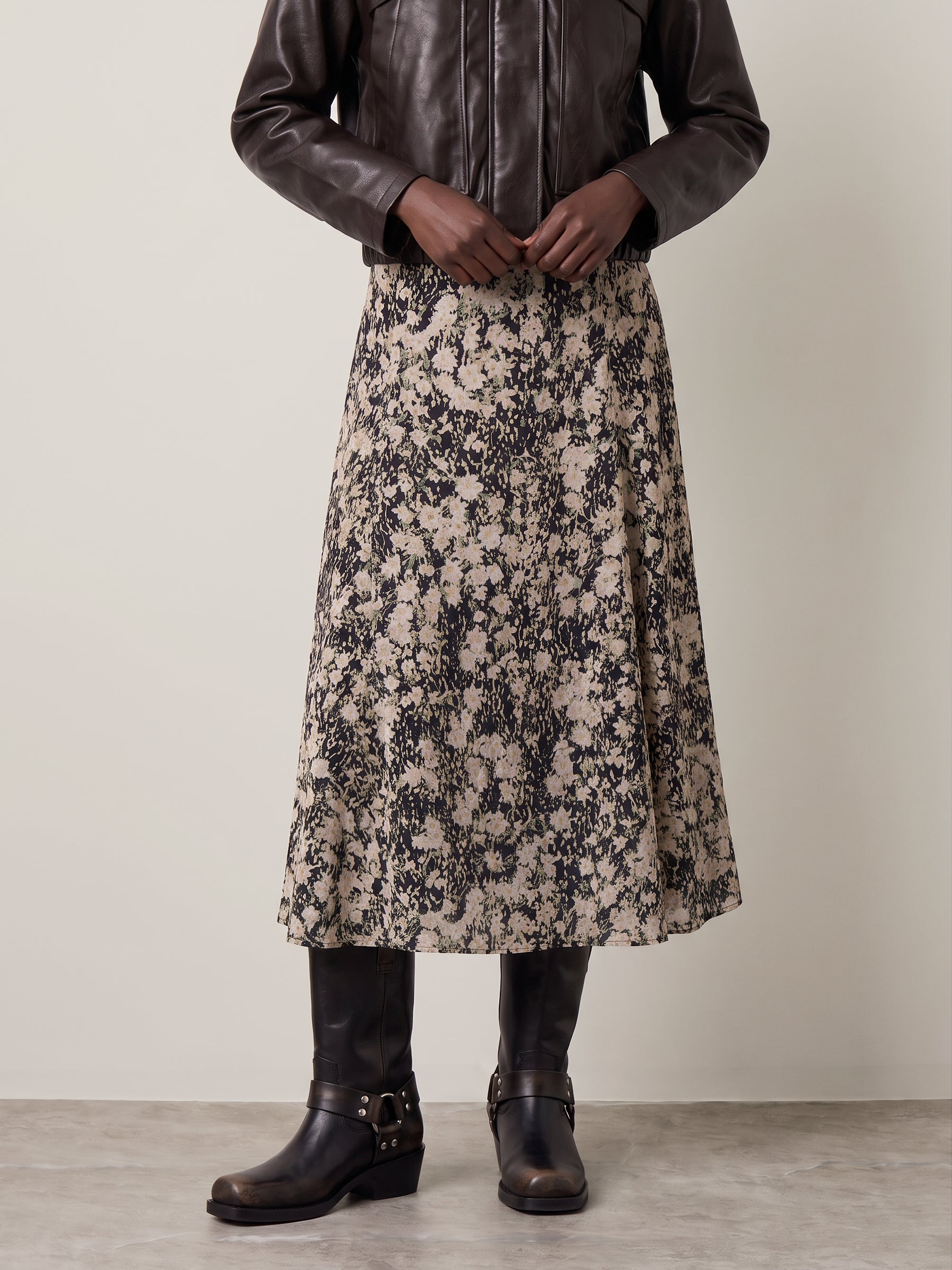 SADIE & SAGE - Painted Fields Midi Skirt - 