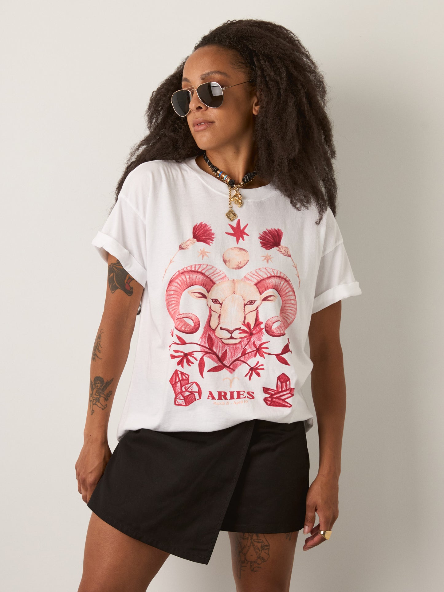 GIRL DANGEROUS - Aries Zodiac Boyfriend T-Shirt - 
