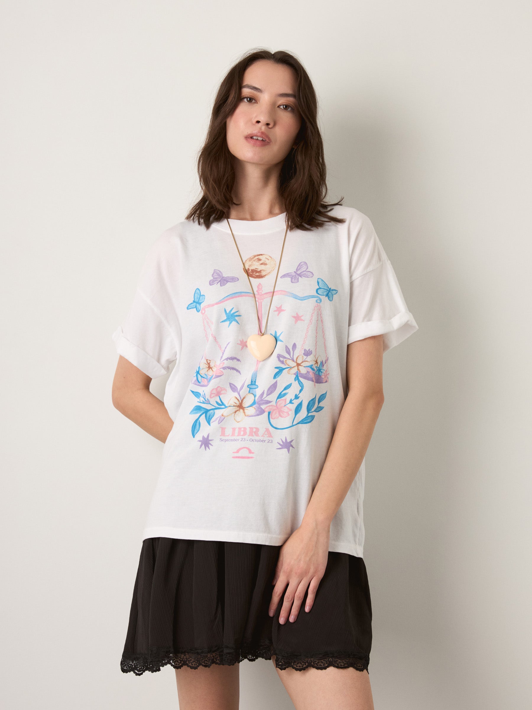 GIRL DANGEROUS - Libra Zodiac Boyfriend T-Shirt - 
