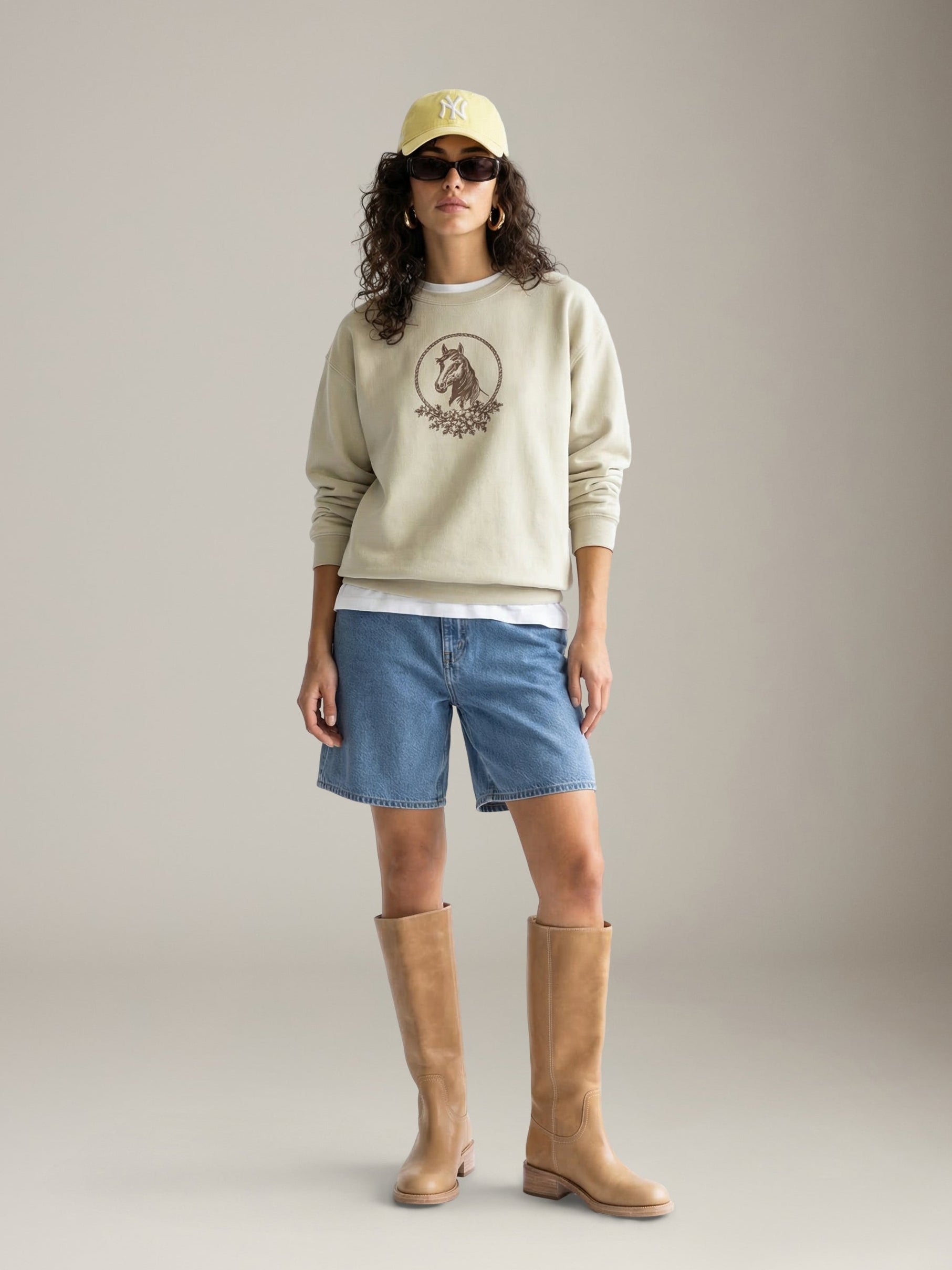 SWEET CLAIRE - Horse Embroidered Sweatshirt - 