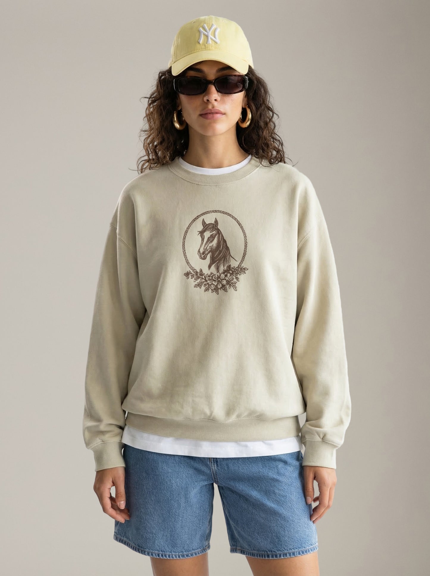 SWEET CLAIRE - Horse Embroidered Sweatshirt - 