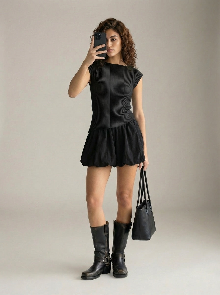 LOVEFINN - Asymmetrical Shell Top - Black