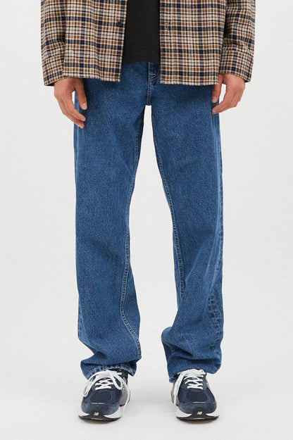 Omar Relaxed Fit Jeans - 32"