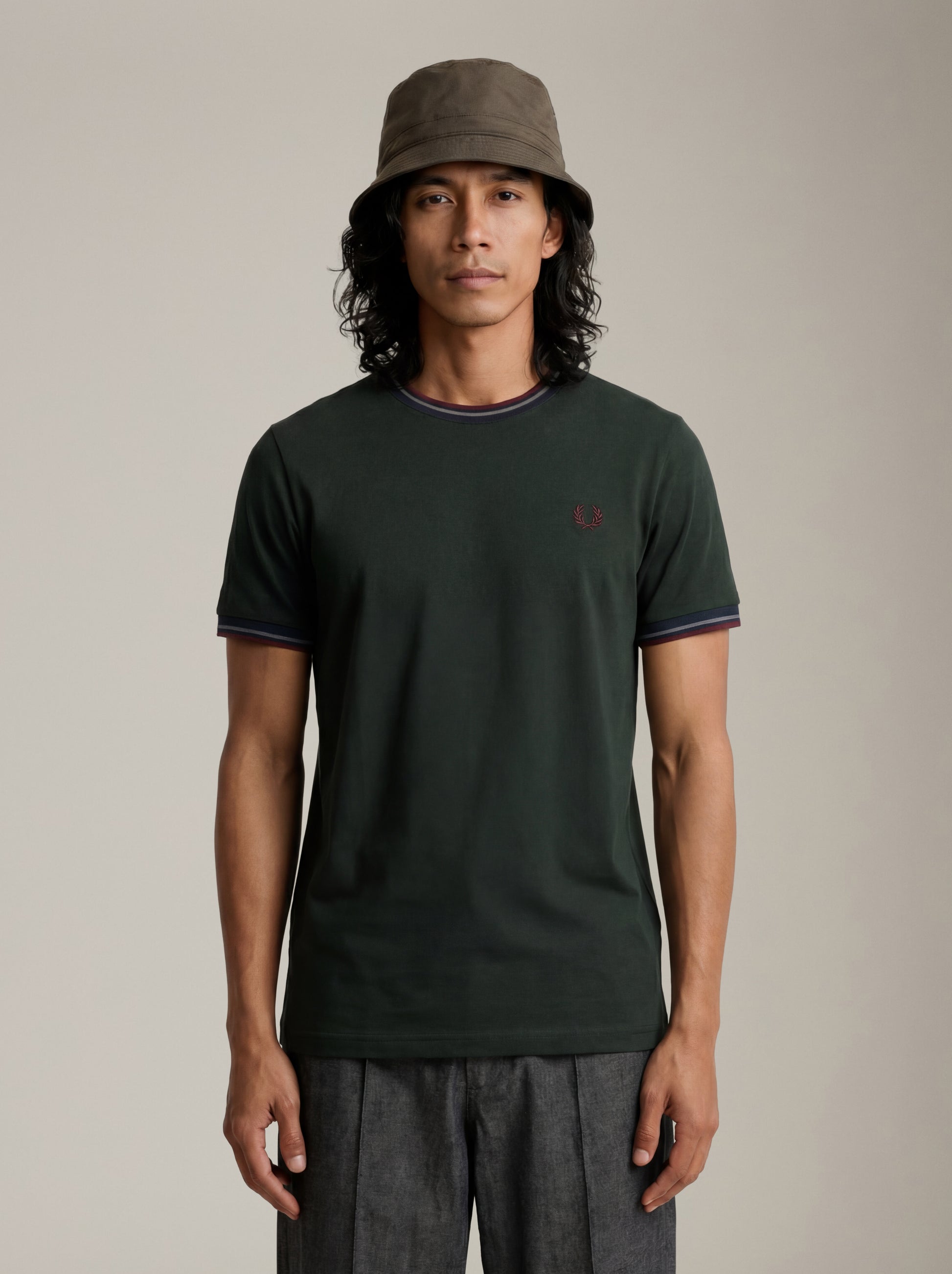FRED PERRY - Twin Tipped T-Shirt - 