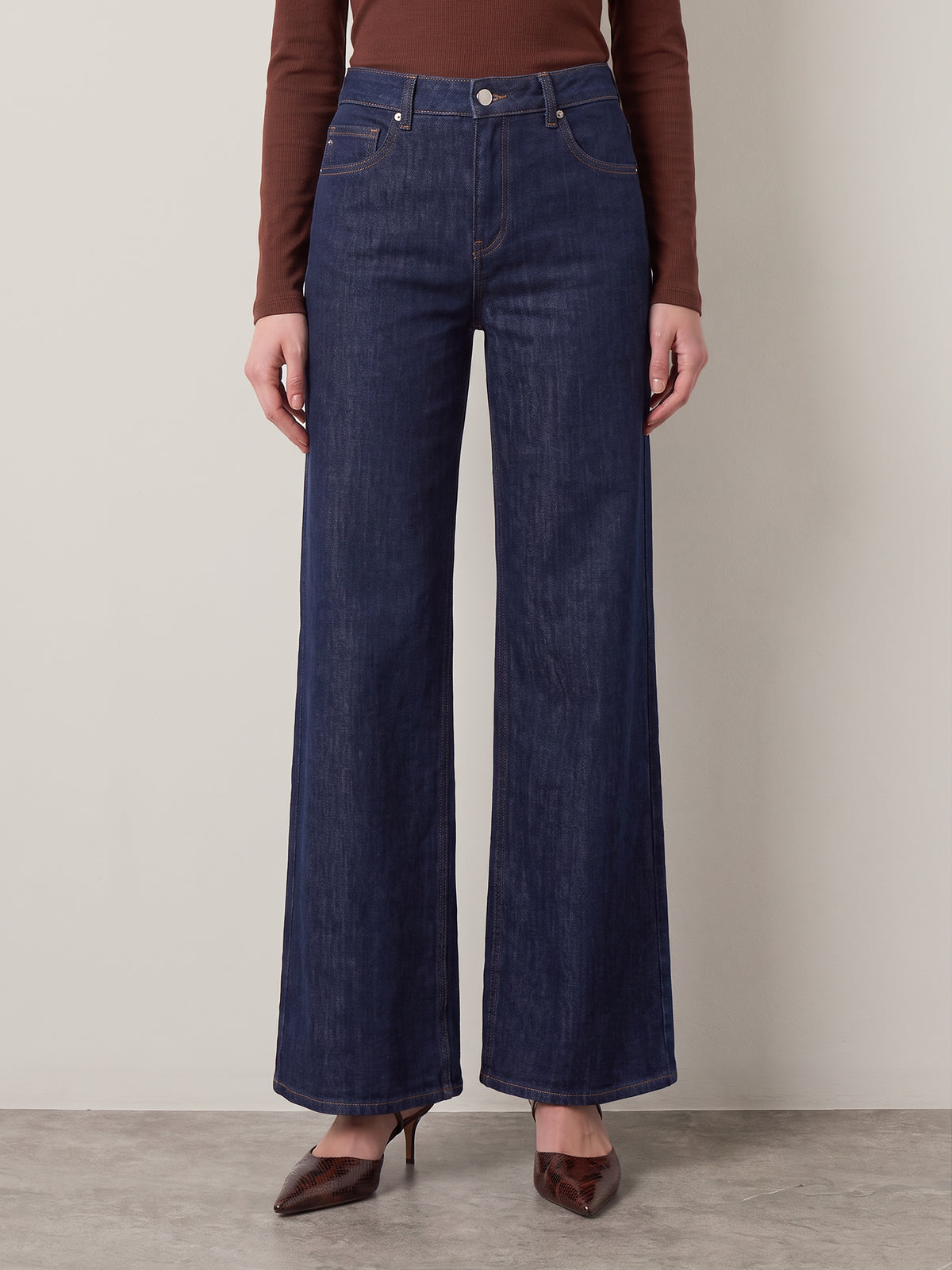 AG - Saige Wide Leg Jeans - 