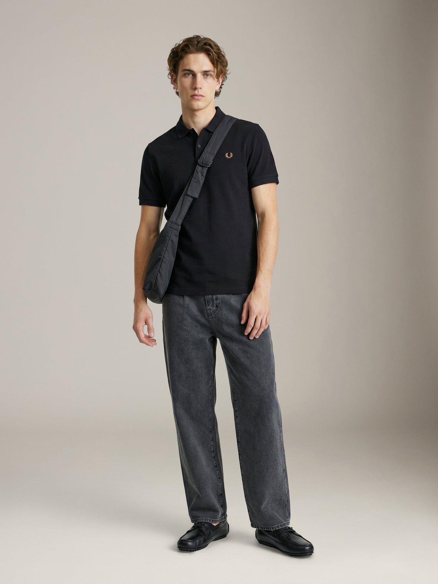 FRED PERRY - Tennis Shirt - Black / Dark Caramel