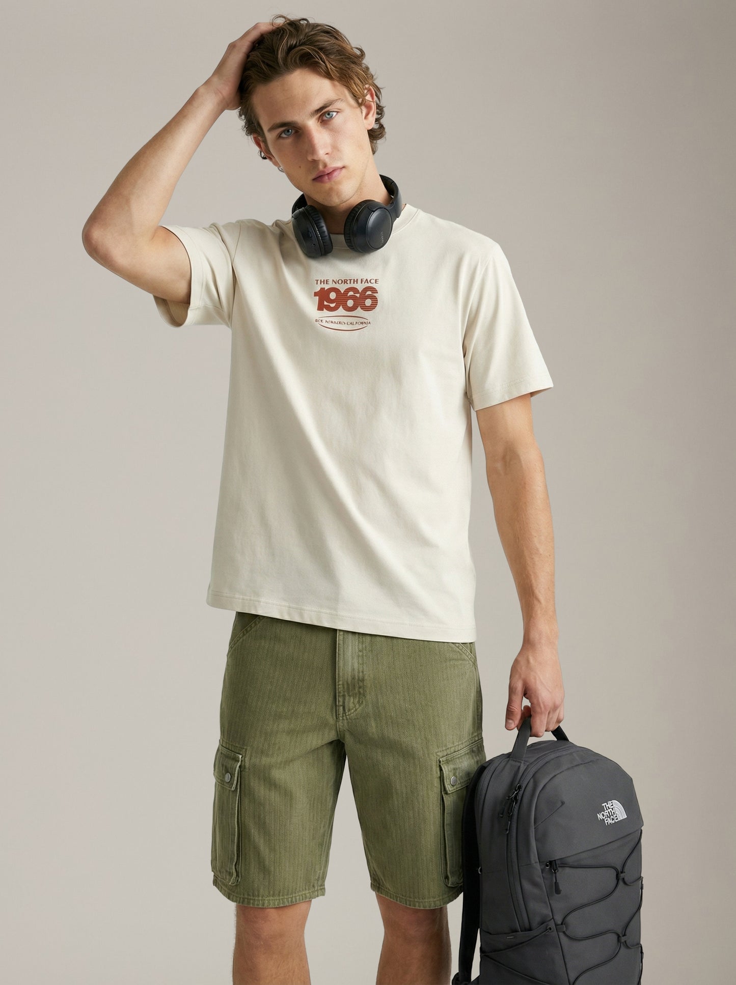 THE NORTH FACE - Track Relaxed Shortsleeve T-Shirt - 