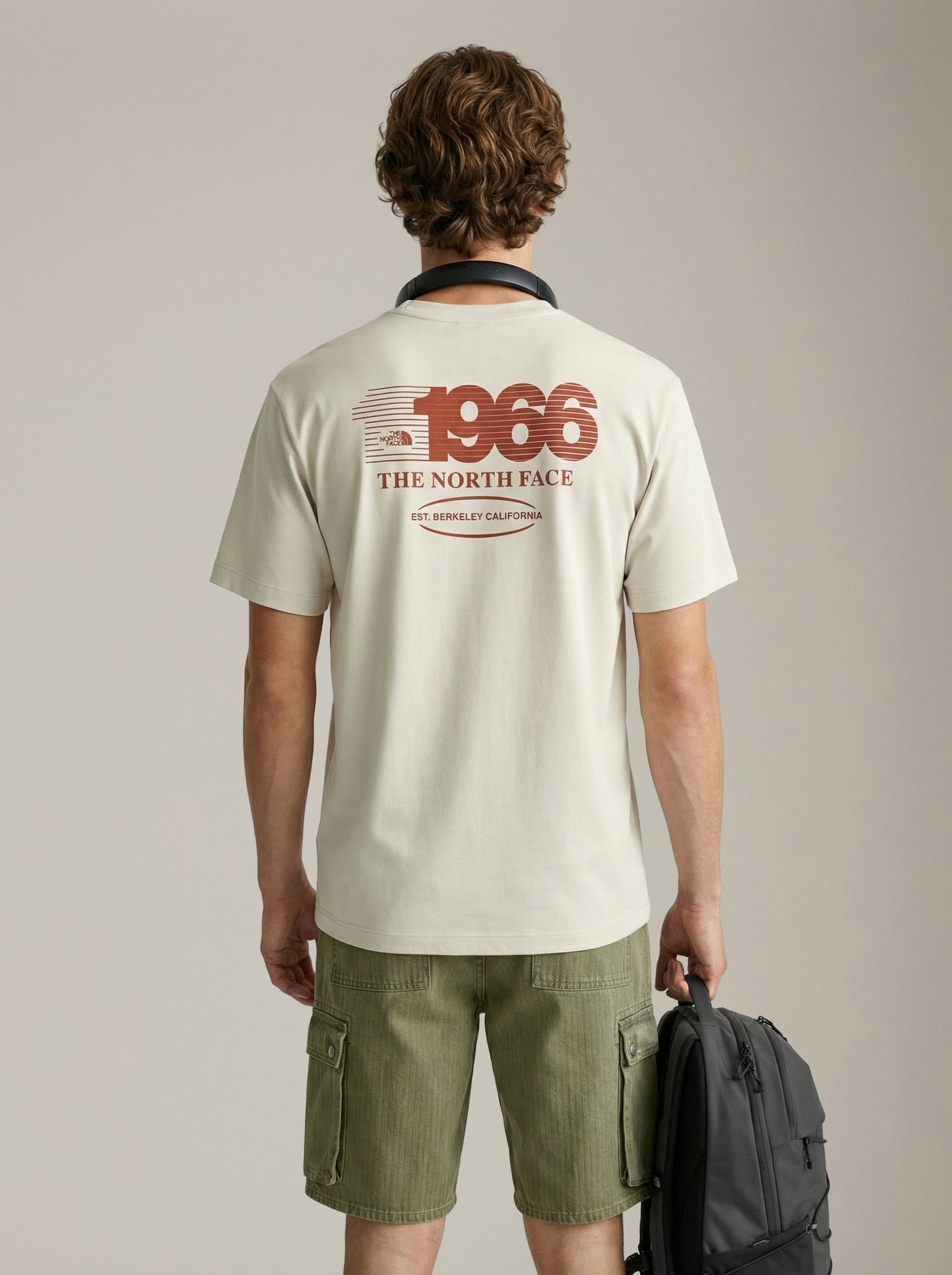 THE NORTH FACE - Track Relaxed Shortsleeve T-Shirt - 