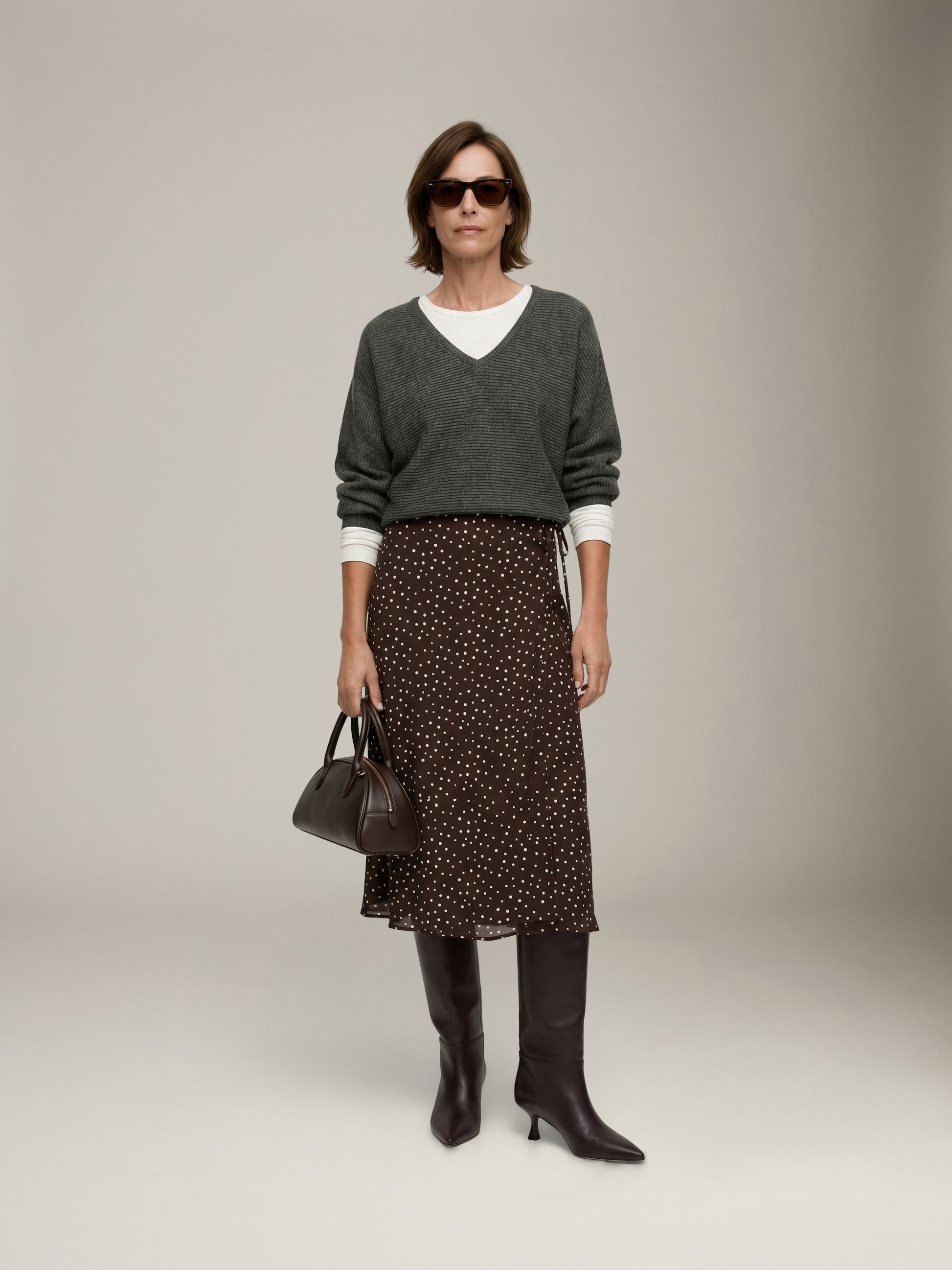 LOVEFINN - V-neck Longsleeve Top - Charcoal