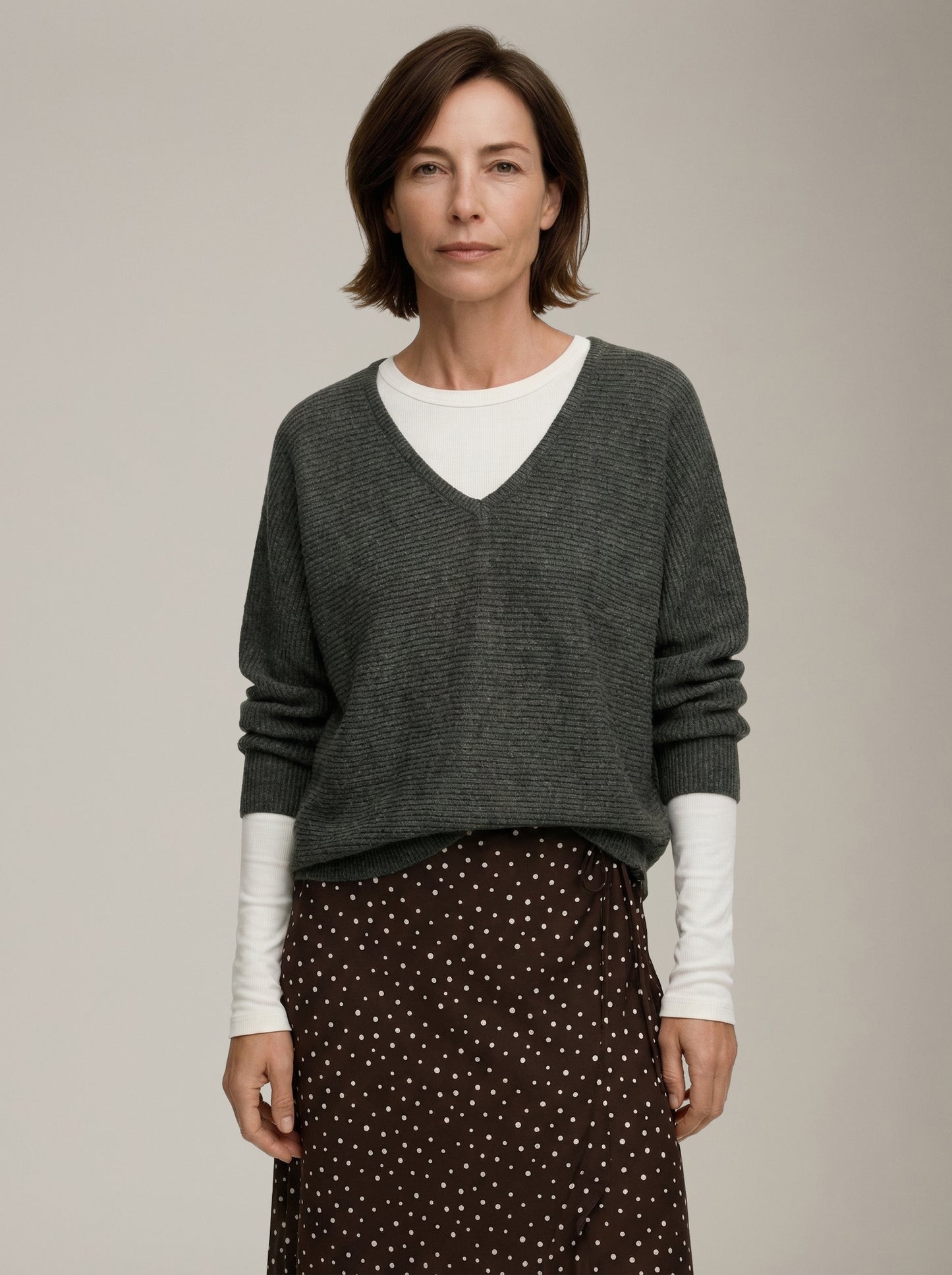 LOVEFINN - V-neck Longsleeve Top - 