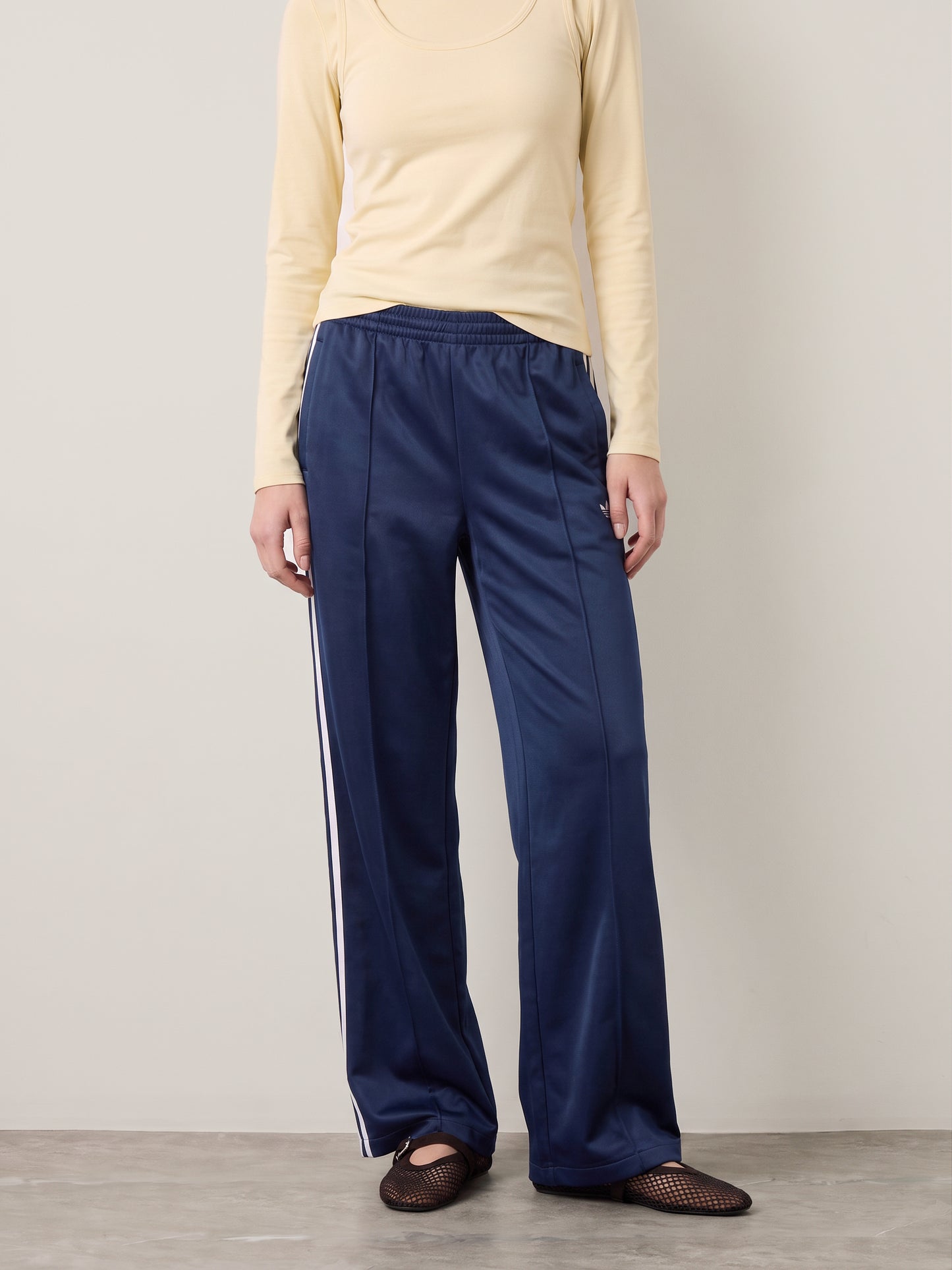 ADIDAS - Superstar Loose Track Pants - 