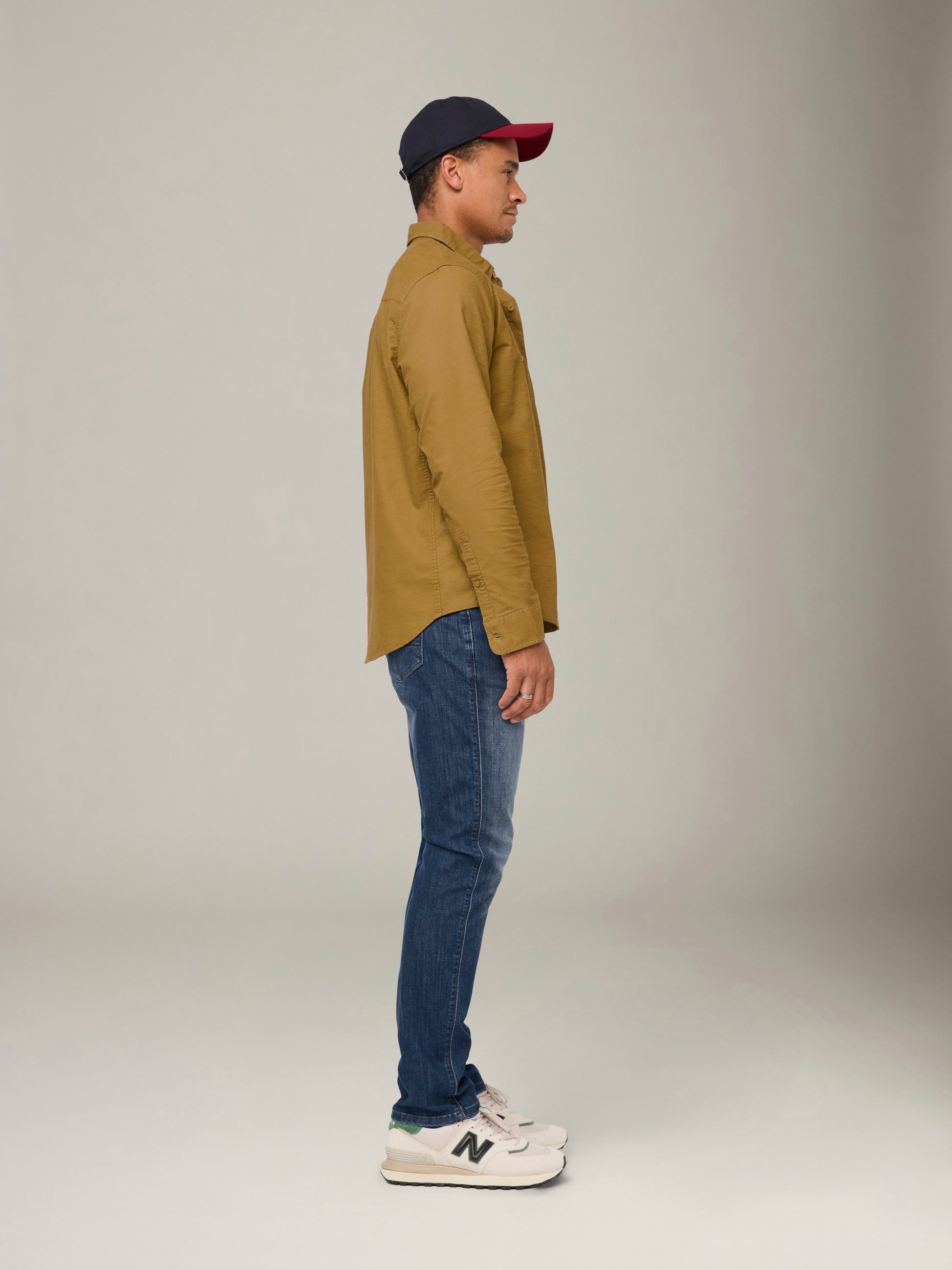 DUER - Performance Denim Relaxed Taper Jeans - 