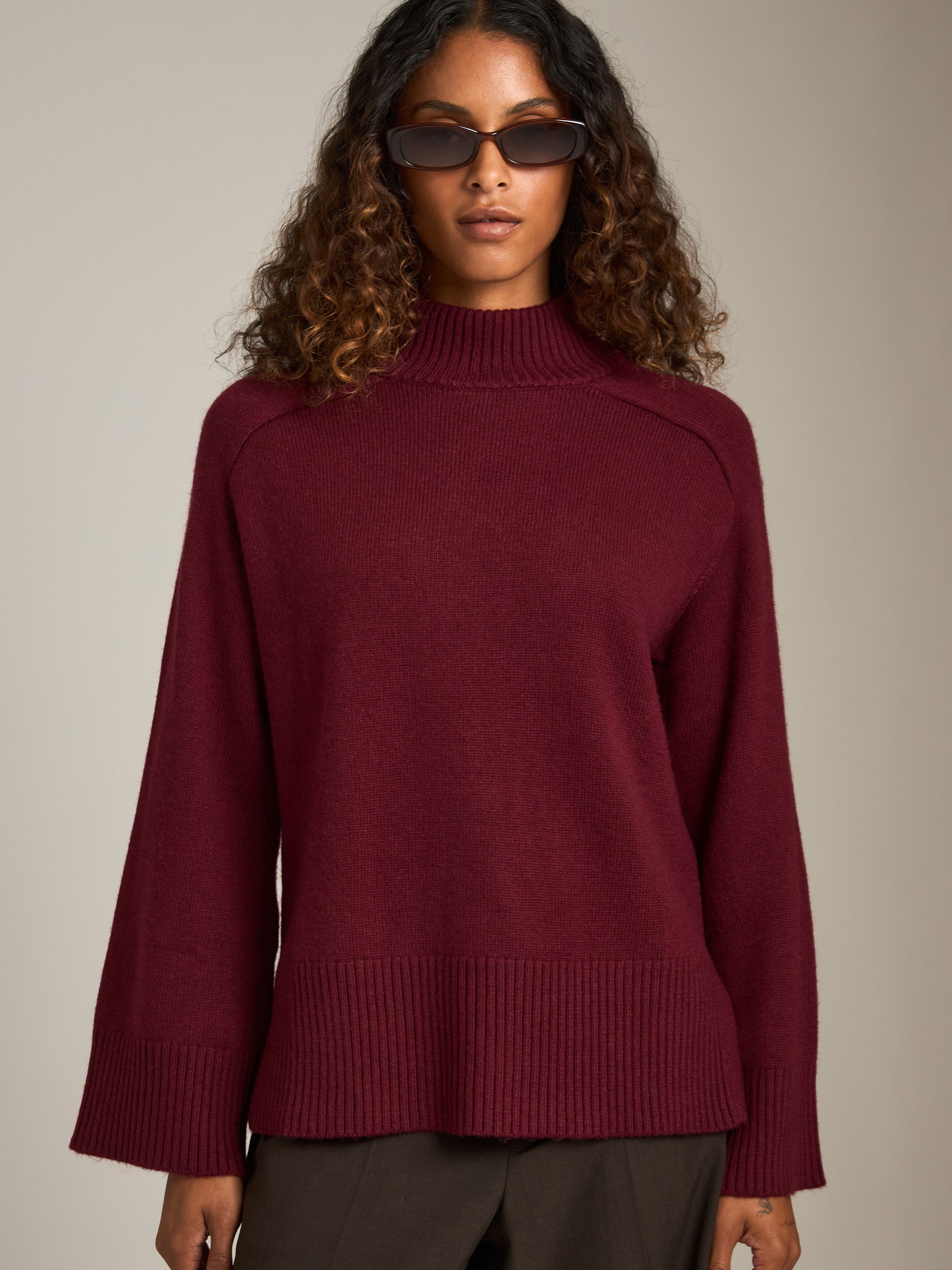 MONK & LOU - Lana Cashmere Blend Turtleneck Pullover Sweater - 