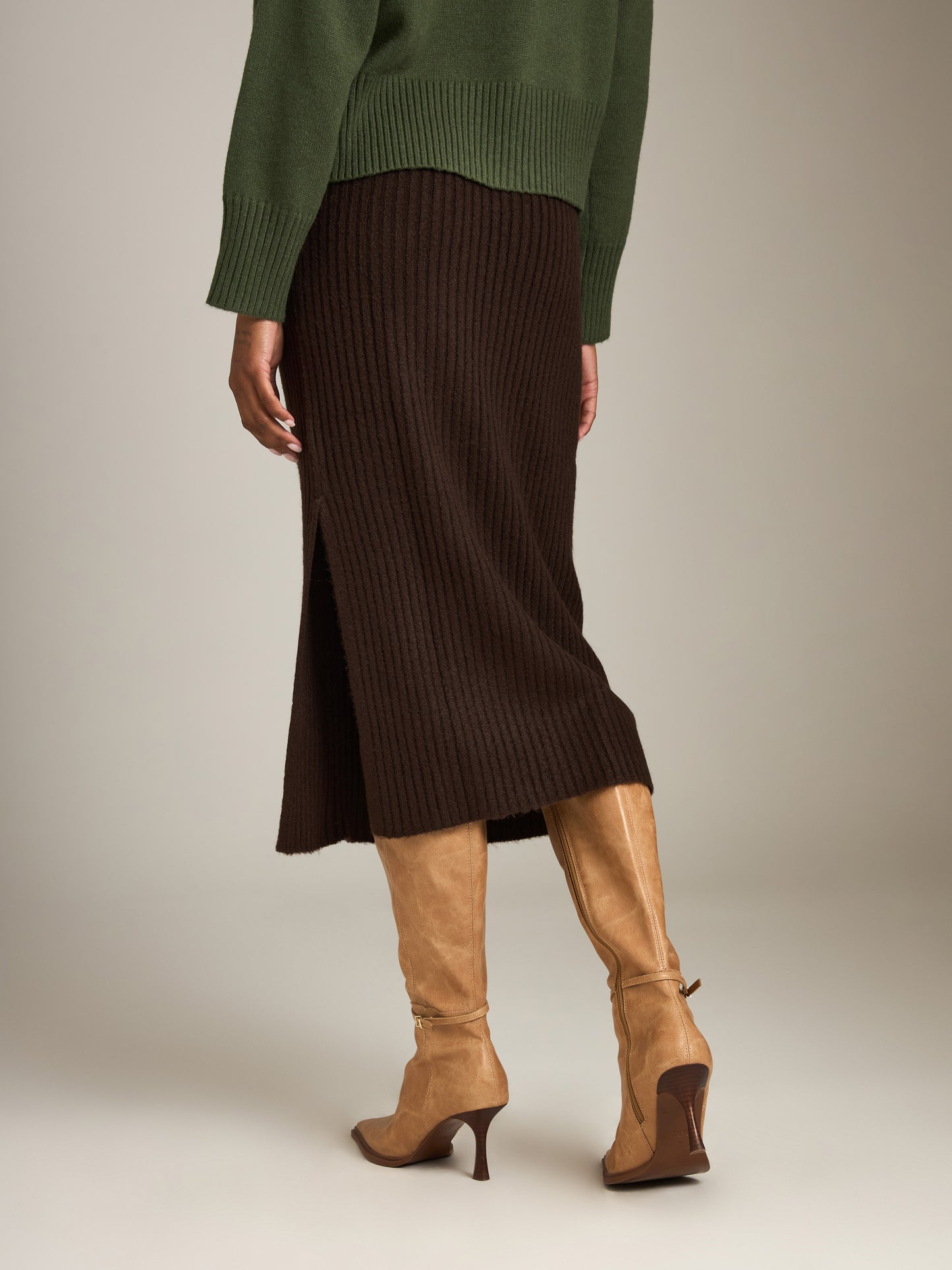 Mara Plush Midi Skirt