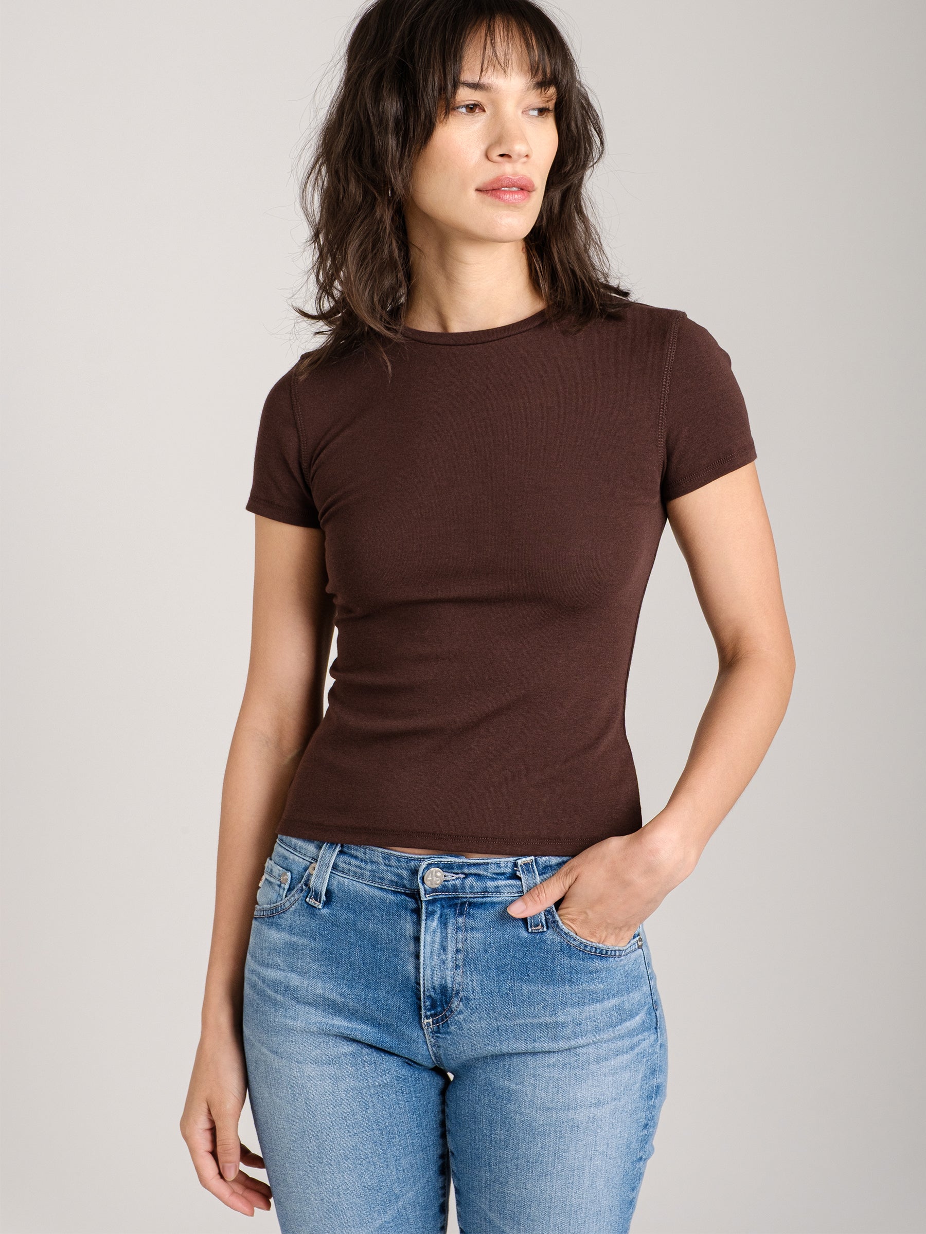 MONK & LOU - Toni High Crew T-Shirt - Espresso